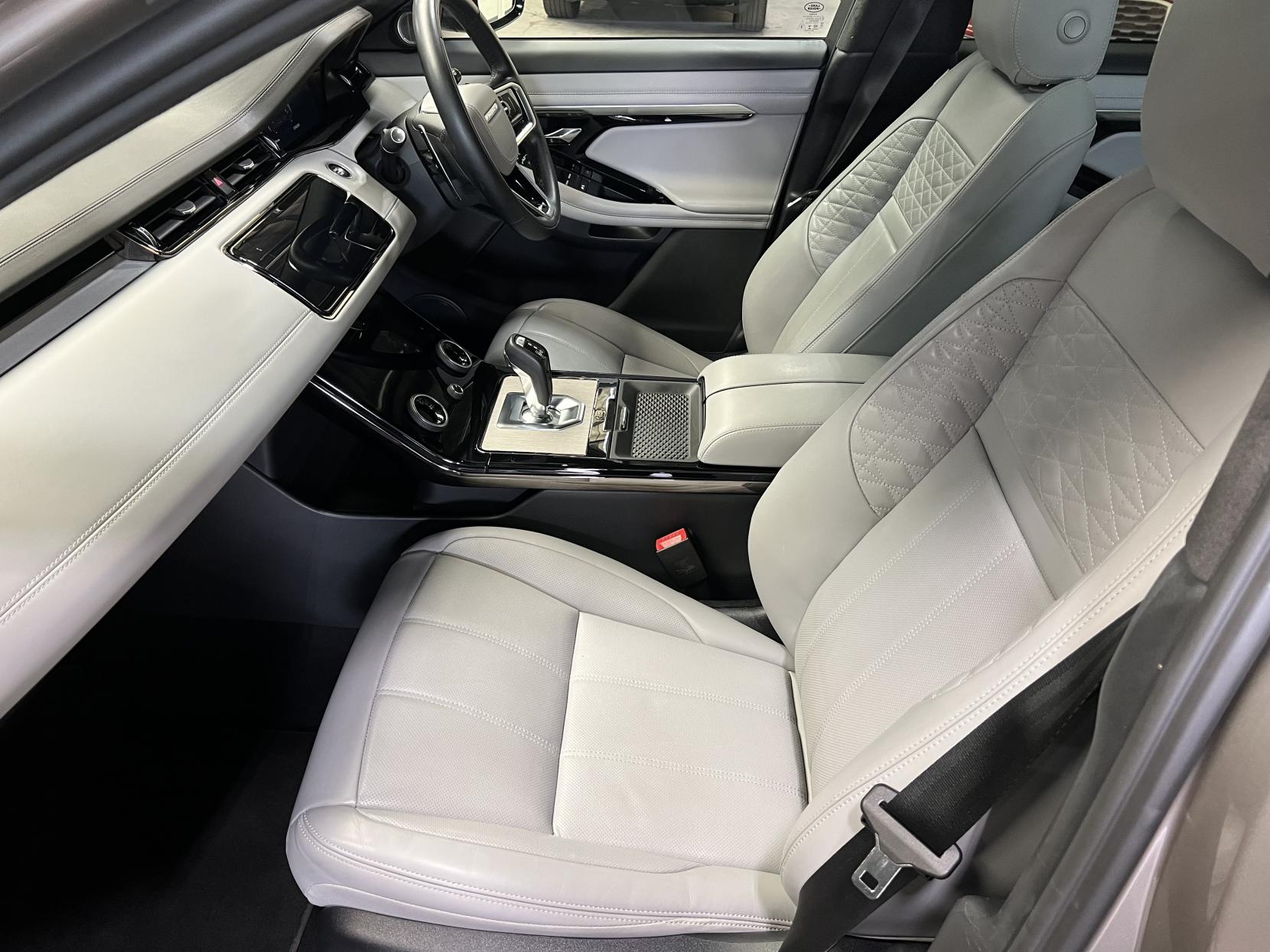 Land Rover Range Rover Evoque 1.5 P300e 12.2kWh Autobiography SUV 5dr Petrol Plug-in Hybrid Auto 4WD Euro 6 (s/s) (309 ps)