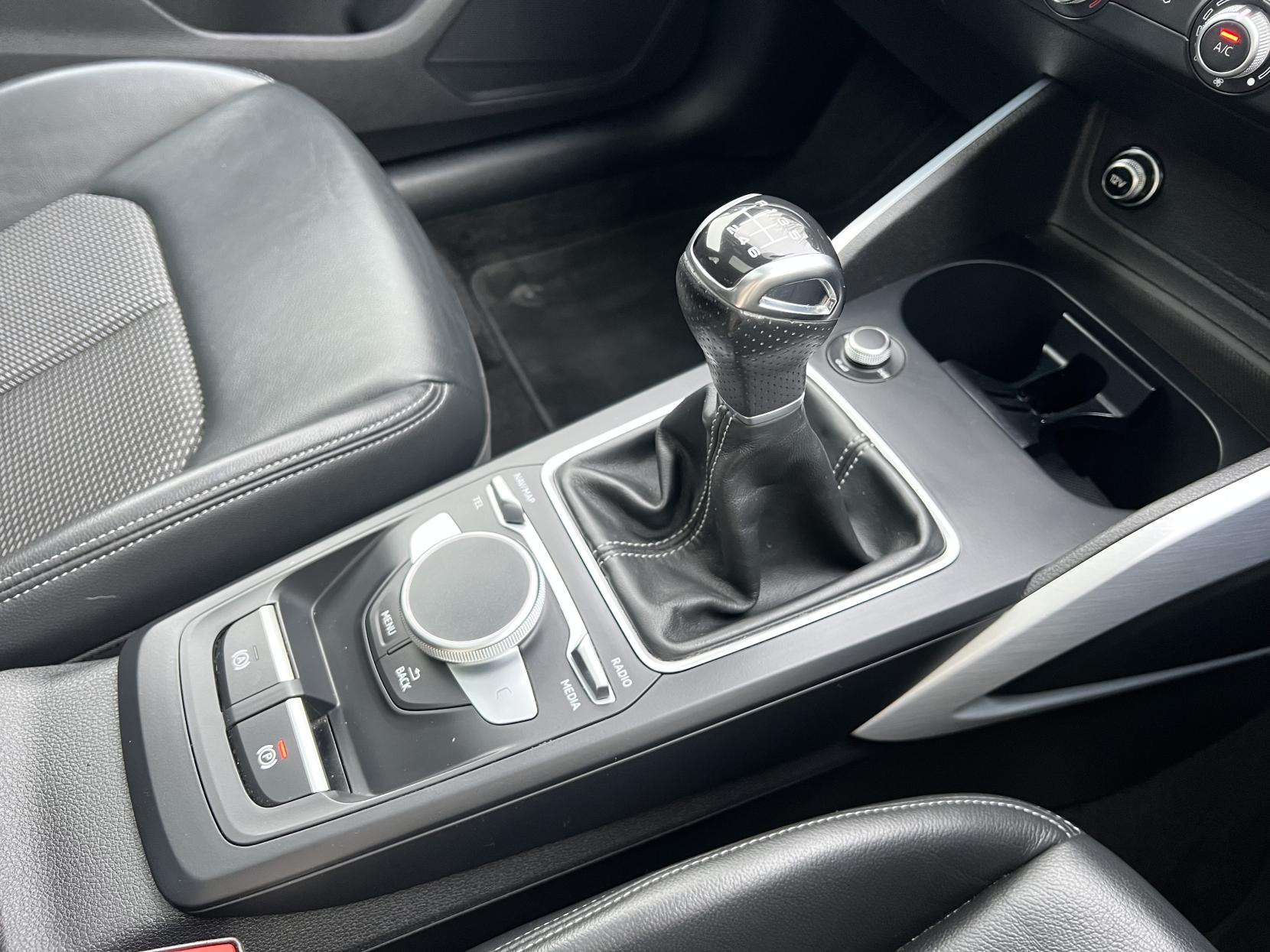 Audi Q2 1.5 TFSI CoD 35 S line SUV 5dr Petrol Manual Euro 6 (s/s) (150 ps)