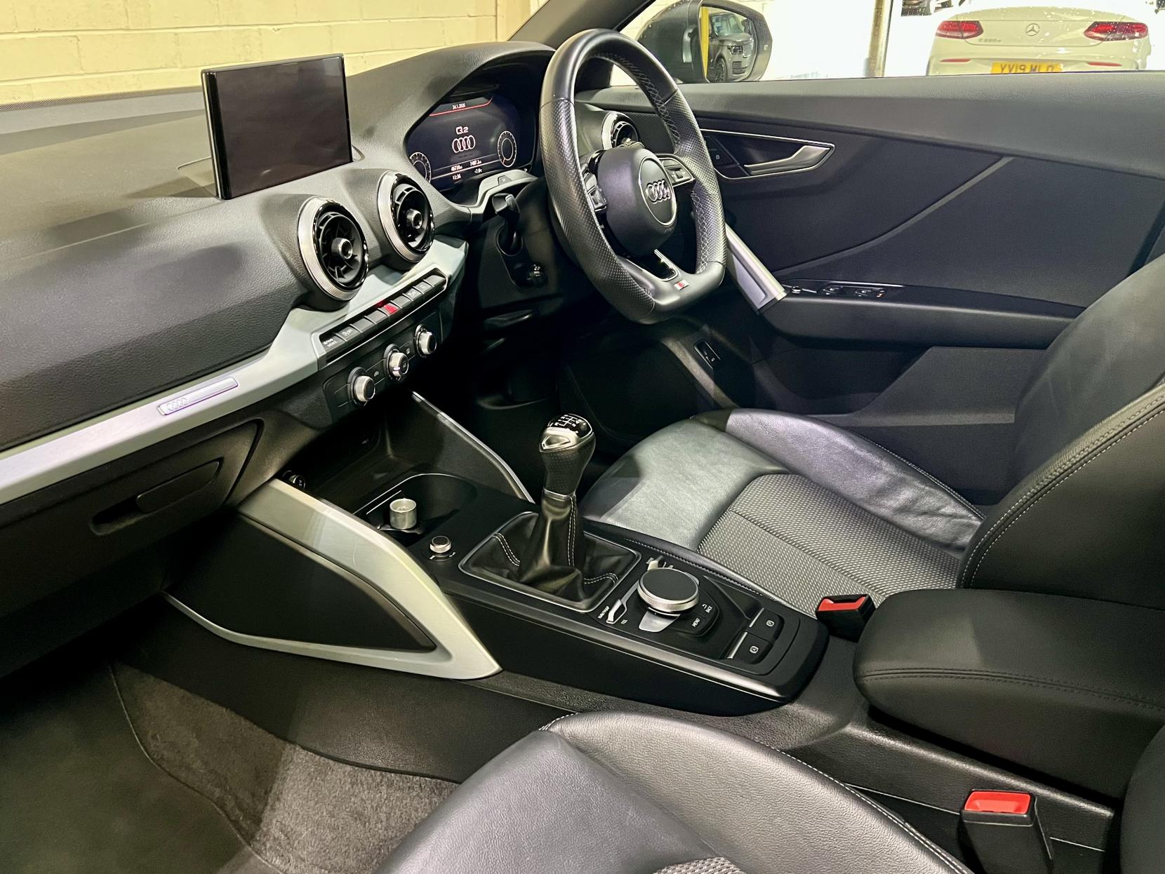 Audi Q2 1.5 TFSI CoD 35 S line SUV 5dr Petrol Manual Euro 6 (s/s) (150 ps)