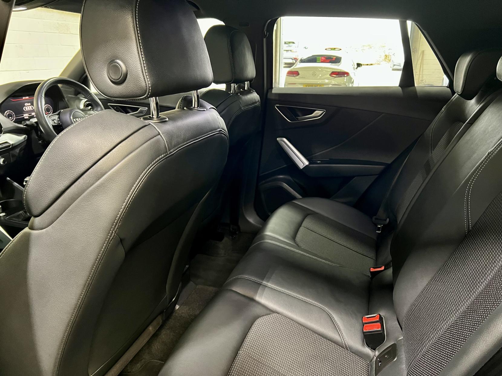 Audi Q2 1.5 TFSI CoD 35 S line SUV 5dr Petrol Manual Euro 6 (s/s) (150 ps)