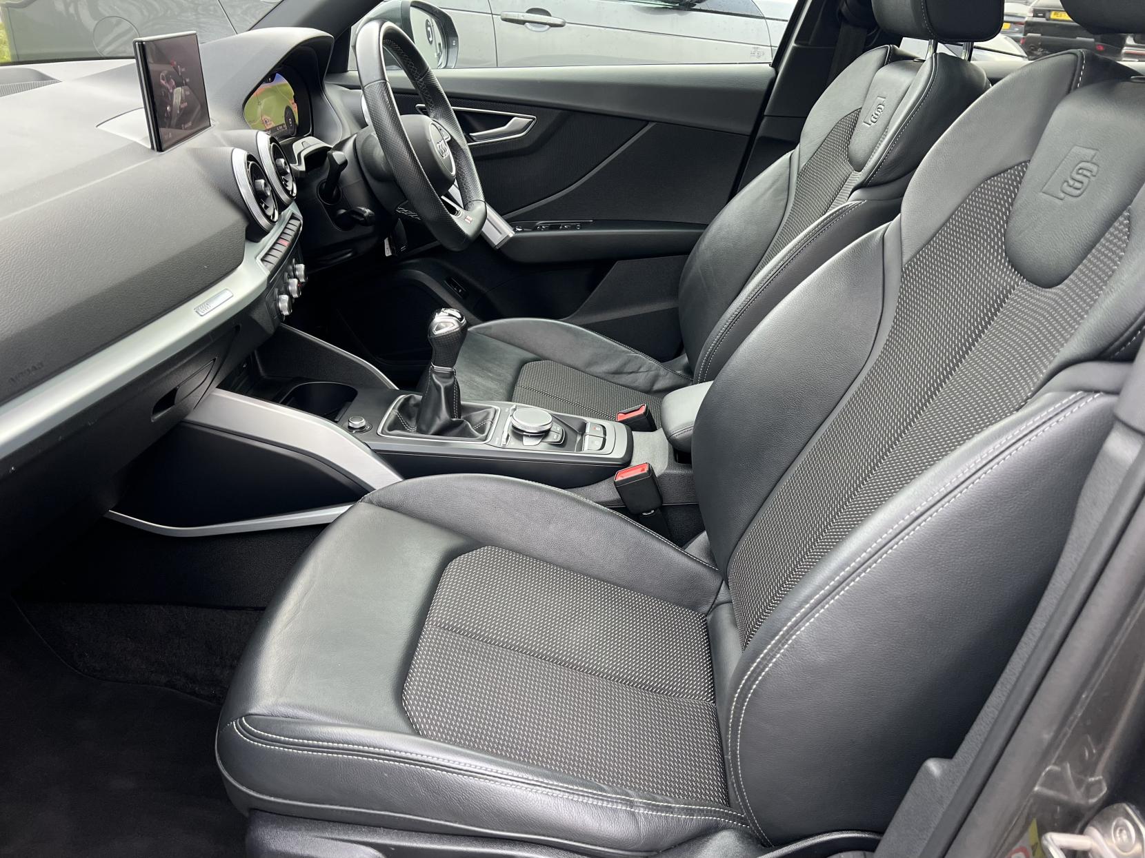 Audi Q2 1.5 TFSI CoD 35 S line SUV 5dr Petrol Manual Euro 6 (s/s) (150 ps)