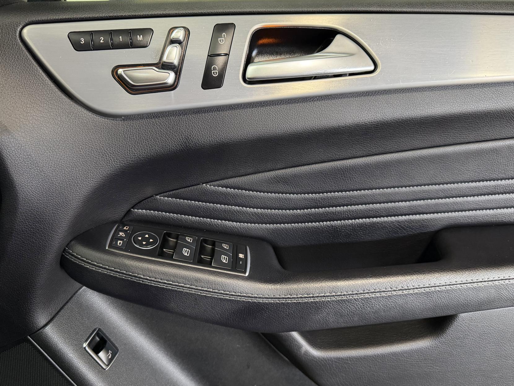 Mercedes-Benz GLE 2.1 GLE250d AMG Line (Premium) SUV 5dr Diesel G-Tronic 4MATIC Euro 6 (s/s) (204 ps)