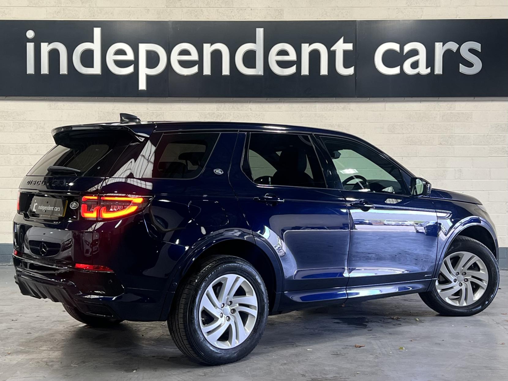 Land Rover Discovery Sport 1.5 P300e 12.2kWh R-Dynamic S SUV 5dr Petrol Plug-in Hybrid Auto 4WD Euro 6 (s/s) (309 ps)