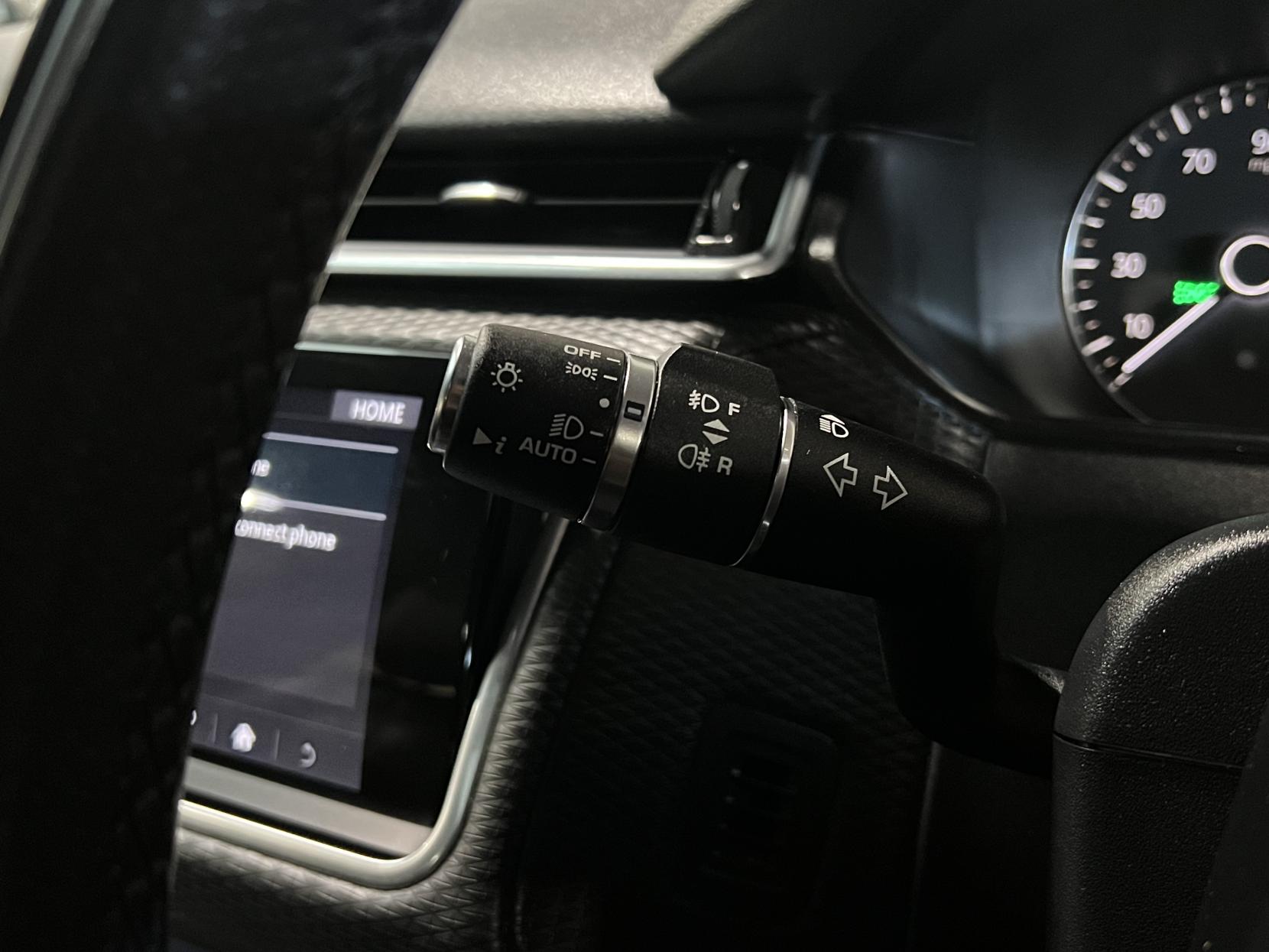 Land Rover Range Rover Velar 2.0 P250 R-Dynamic S SUV 5dr Petrol Auto 4WD Euro 6 (s/s) (250 bhp)