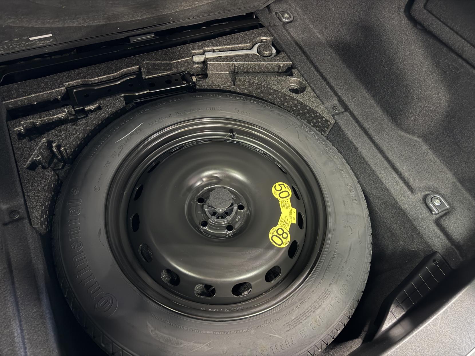 Land Rover Range Rover Velar 2.0 P250 R-Dynamic S SUV 5dr Petrol Auto 4WD Euro 6 (s/s) (250 bhp)