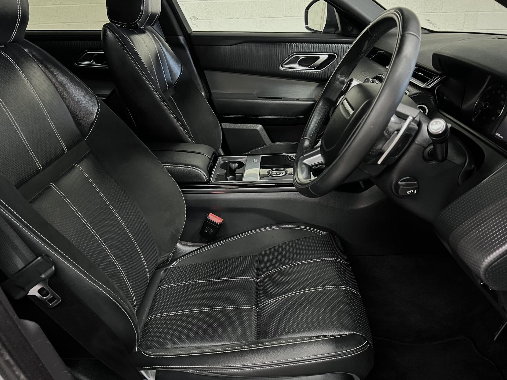 Land Rover Range Rover Velar 2.0 P250 R-Dynamic S SUV 5dr Petrol Auto 4WD Euro 6 (s/s) (250 bhp)