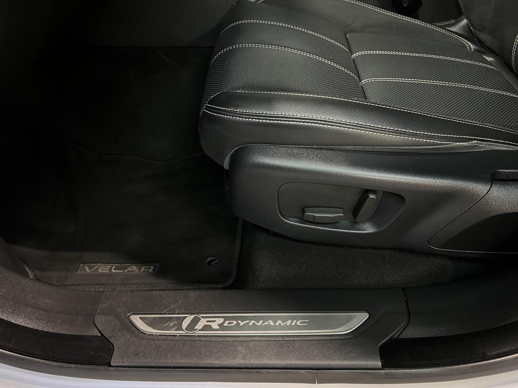 Land Rover Range Rover Velar 2.0 P250 R-Dynamic S SUV 5dr Petrol Auto 4WD Euro 6 (s/s) (250 bhp)