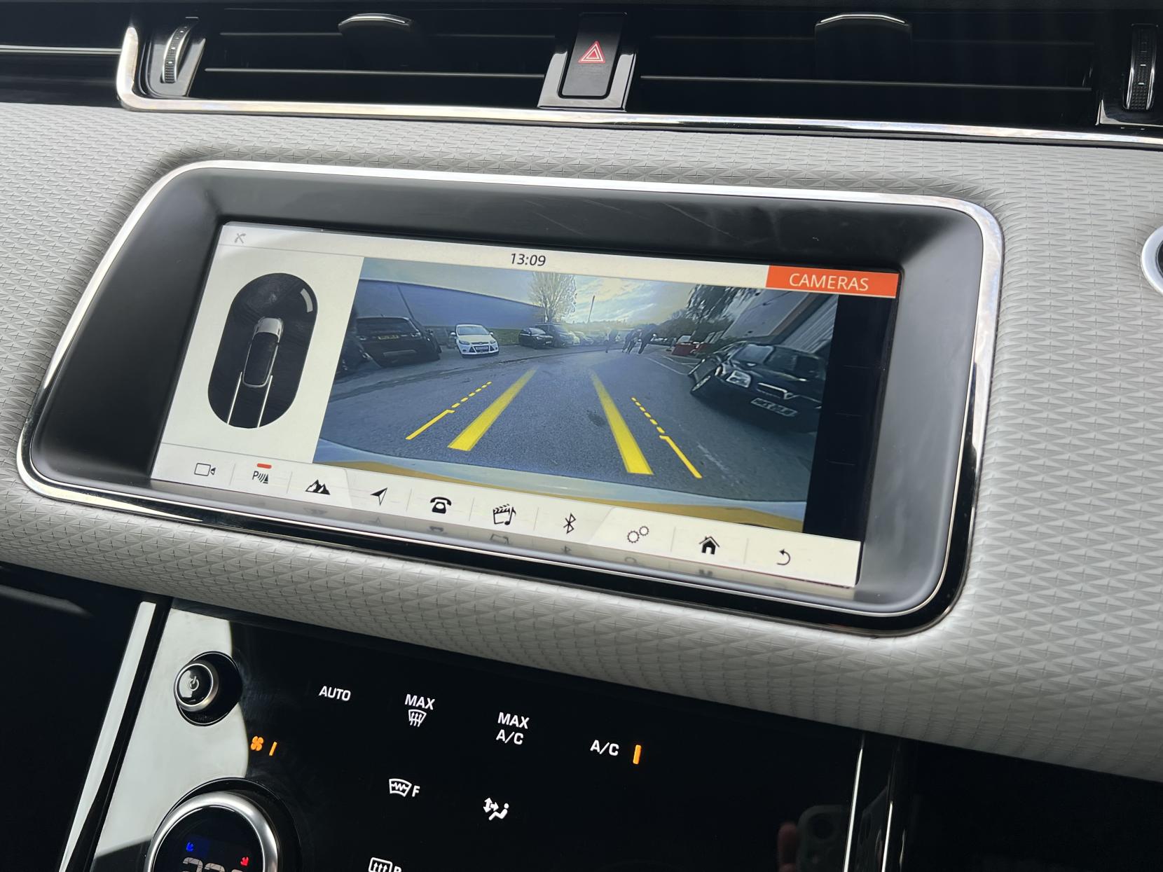 Land Rover Range Rover Evoque 2.0 P200 MHEV R-Dynamic S SUV 5dr Petrol Auto 4WD Euro 6 (s/s) (200 ps)