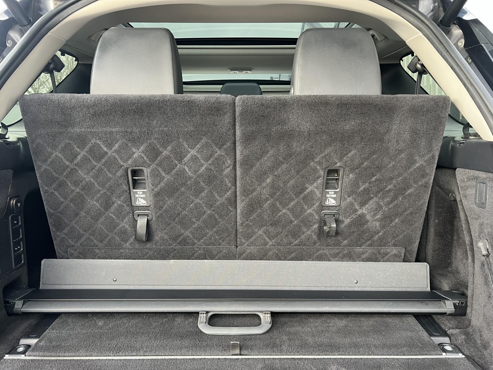 Land Rover Discovery 3.0 SD V6 Landmark Edition SUV 5dr Diesel Auto 4WD Euro 6 (s/s) (306 ps)