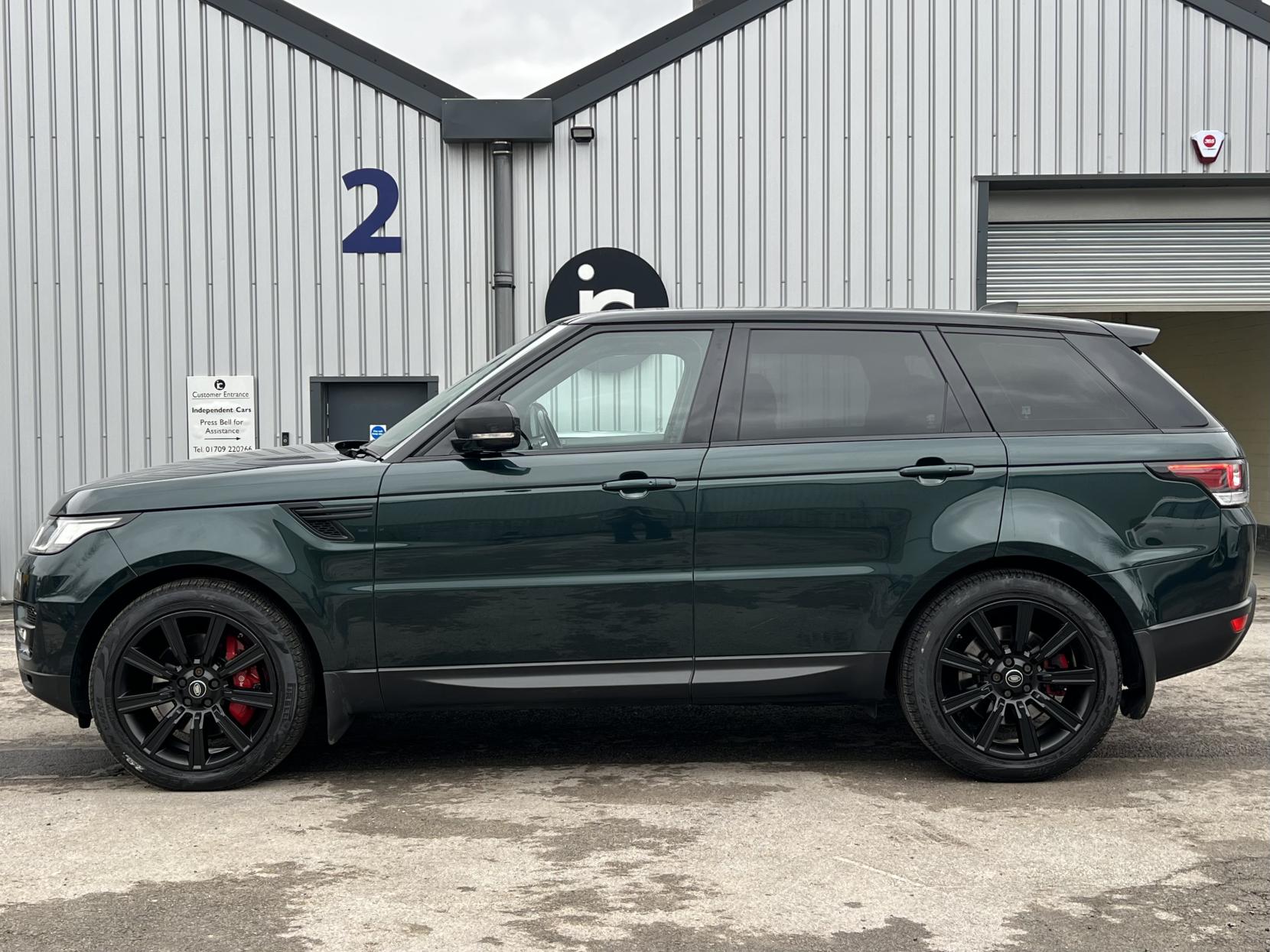 Land Rover Range Rover Sport 3.0 SD V6 HSE Dynamic SUV 5dr Diesel Auto 4WD Euro 6 (s/s) (306 ps)