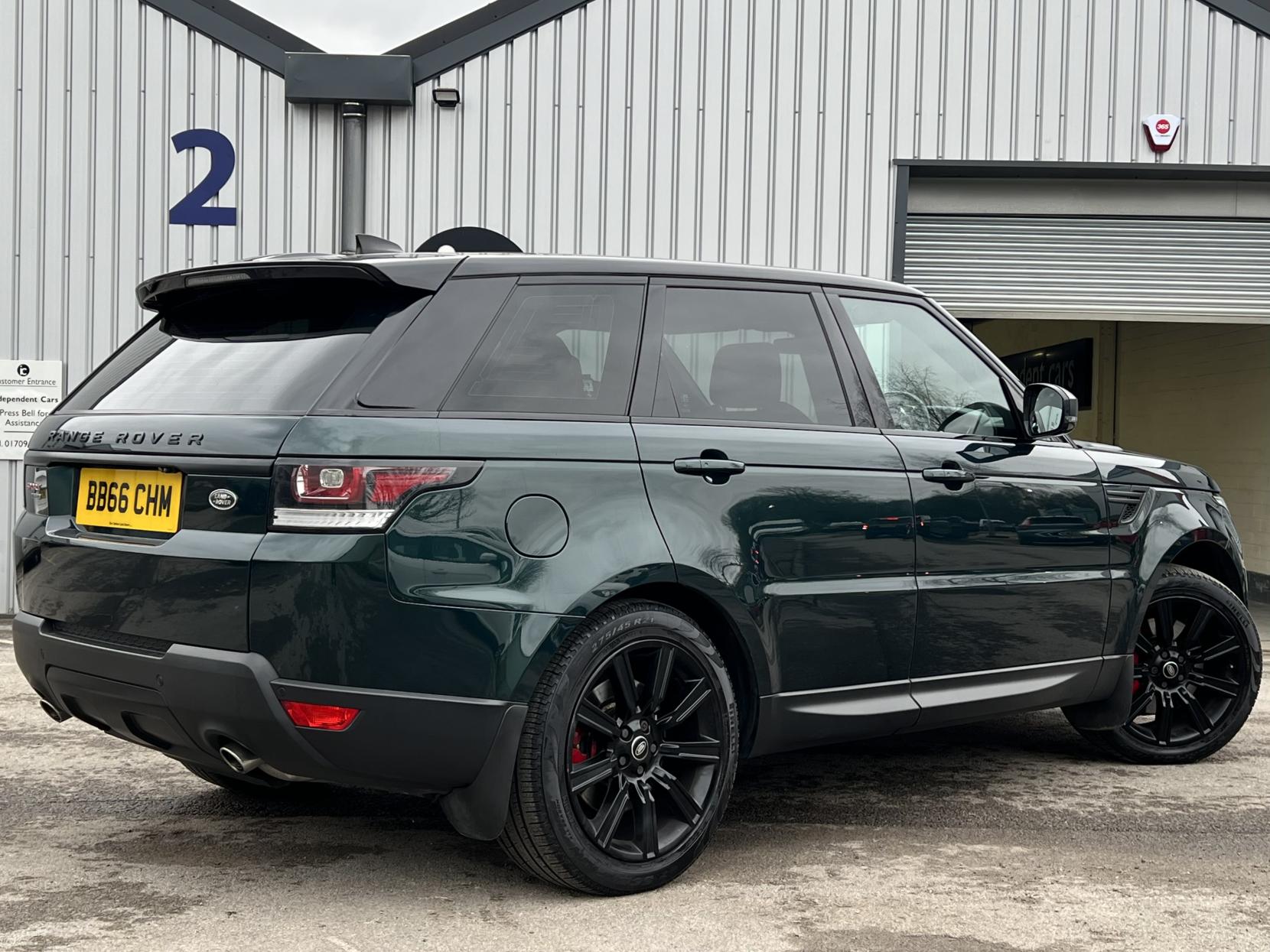 Land Rover Range Rover Sport 3.0 SD V6 HSE Dynamic SUV 5dr Diesel Auto 4WD Euro 6 (s/s) (306 ps)