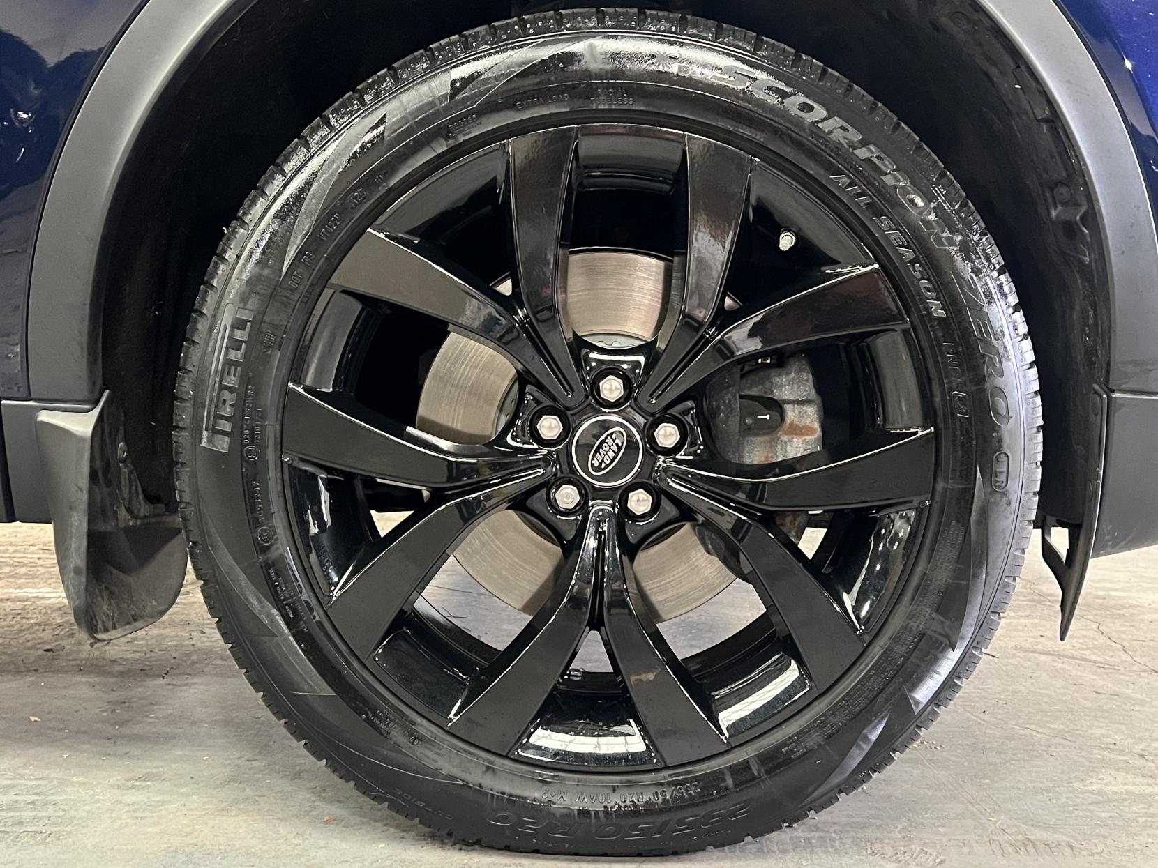 Land Rover Discovery Sport 2.0 P250 MHEV HSE SUV 5dr Petrol Auto 4WD Euro 6 (s/s) (250 ps)