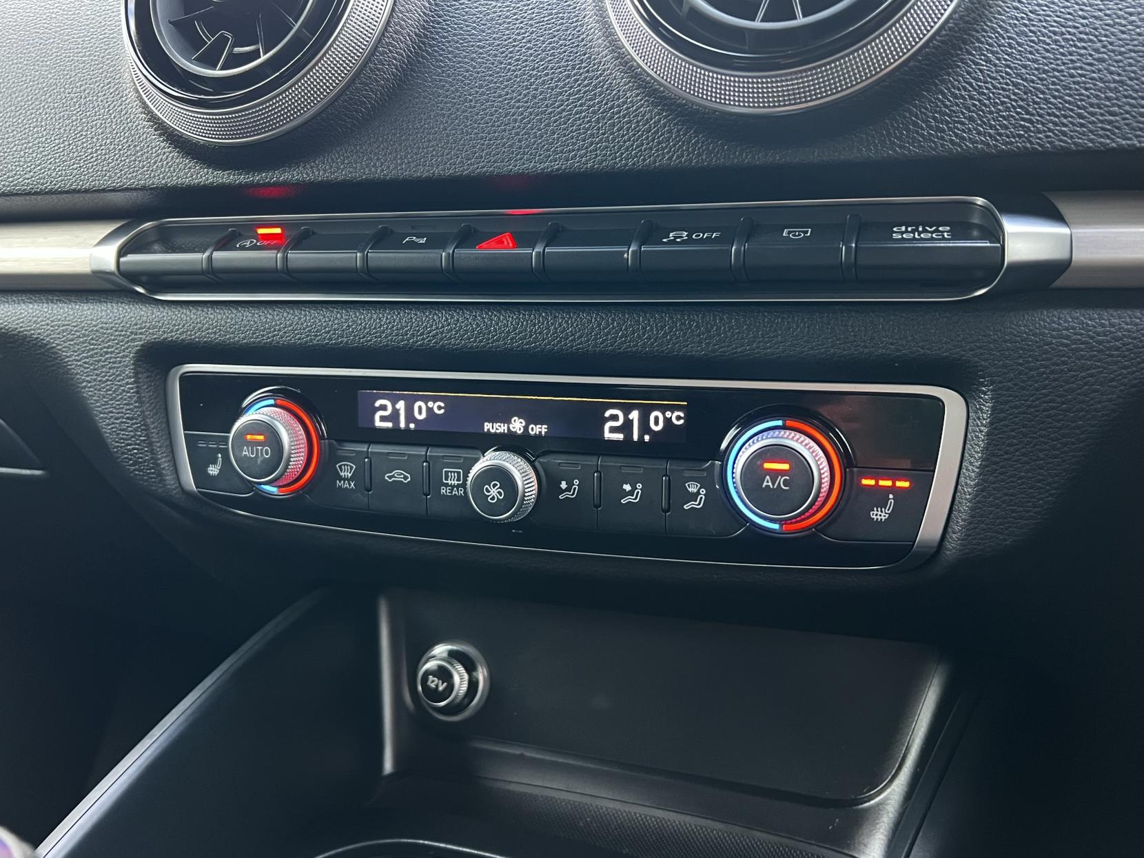 Audi A3 1.0 TFSI 30 Black Edition Sportback 5dr Petrol Manual Euro 6 (s/s) (116 ps)