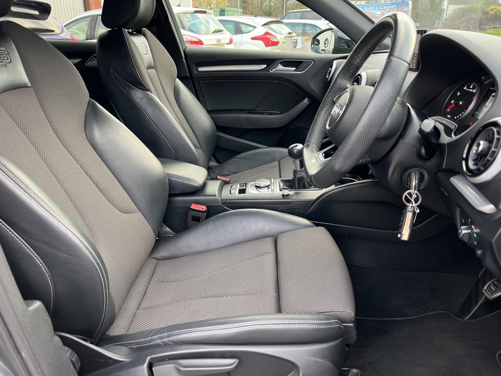 Audi A3 1.0 TFSI 30 Black Edition Sportback 5dr Petrol Manual Euro 6 (s/s) (116 ps)