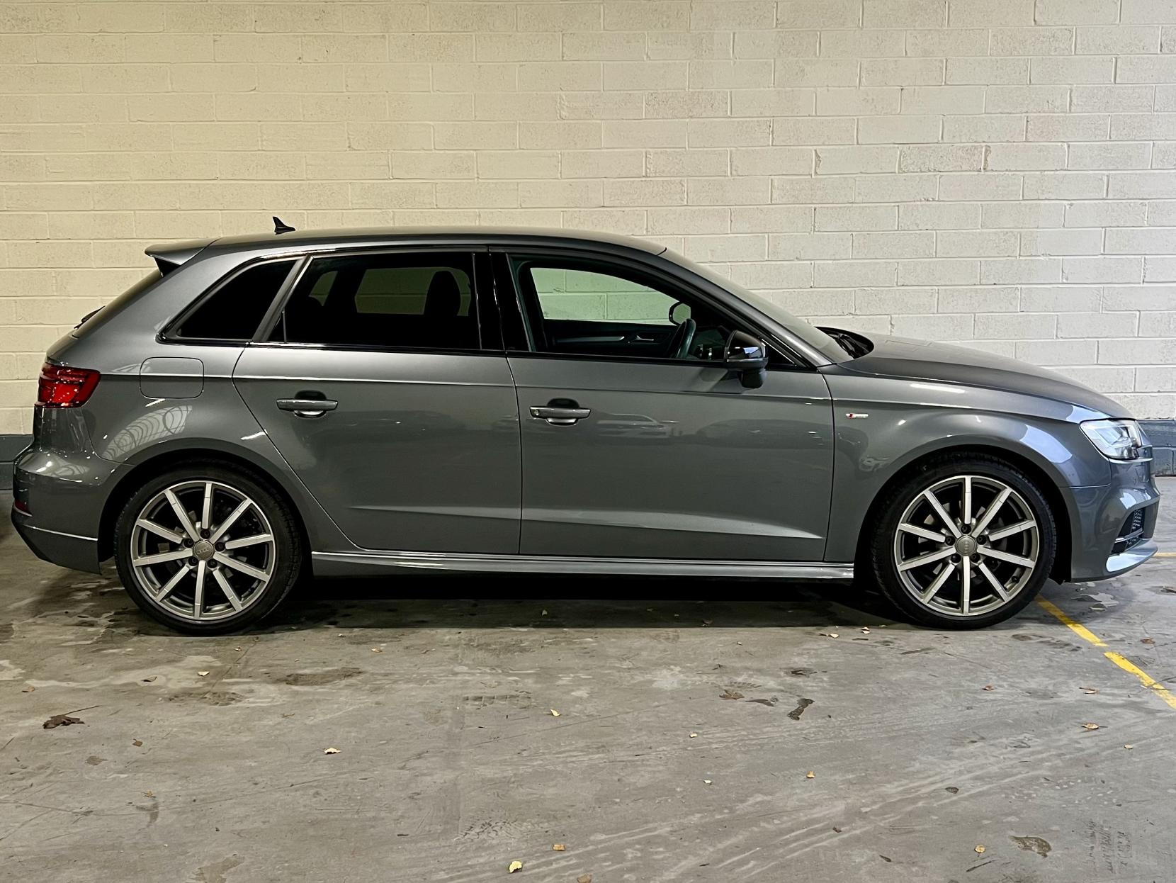 Audi A3 1.0 TFSI 30 Black Edition Sportback 5dr Petrol Manual Euro 6 (s/s) (116 ps)