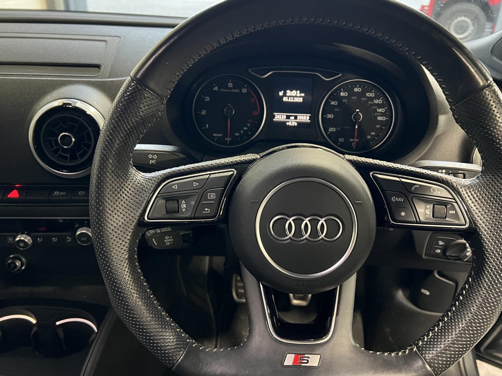 Audi A3 1.0 TFSI 30 Black Edition Sportback 5dr Petrol Manual Euro 6 (s/s) (116 ps)