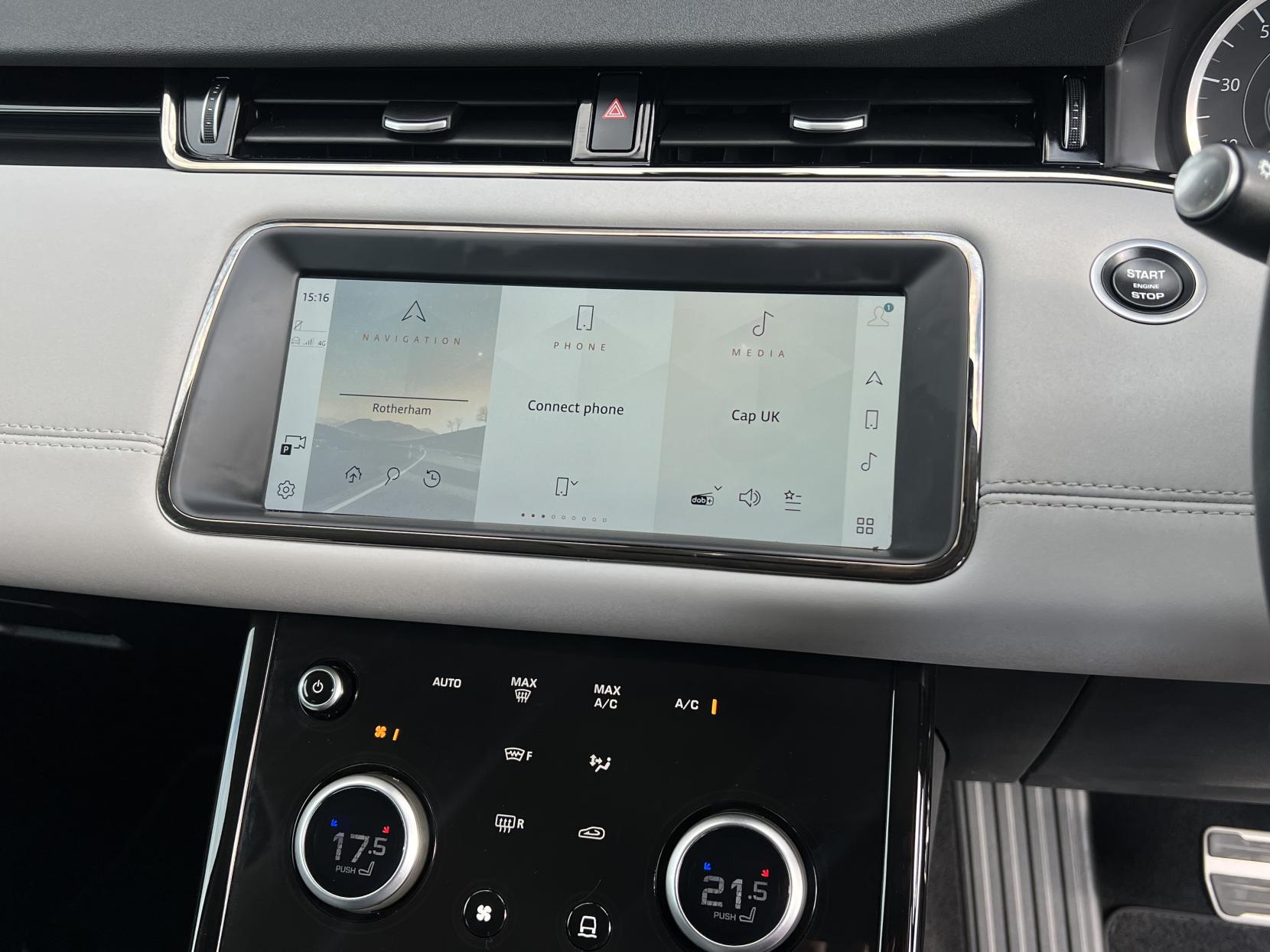 Land Rover Range Rover Evoque 1.5 P300e 12.2kWh R-Dynamic SE SUV 5dr Petrol Plug-in Hybrid Auto 4WD Euro 6 (s/s) (309 ps)