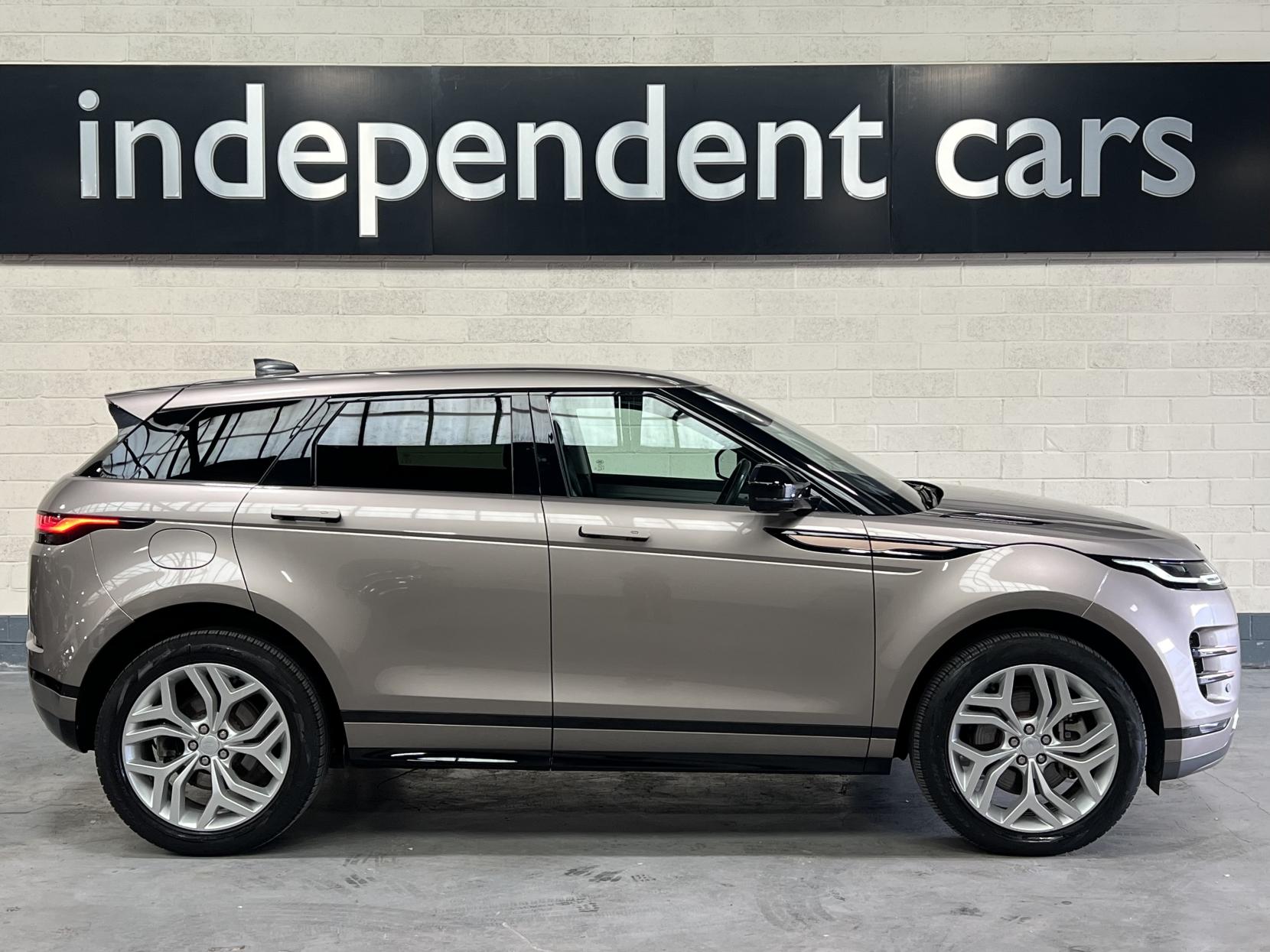 Land Rover Range Rover Evoque 1.5 P300e 12.2kWh R-Dynamic SE SUV 5dr Petrol Plug-in Hybrid Auto 4WD Euro 6 (s/s) (309 ps)