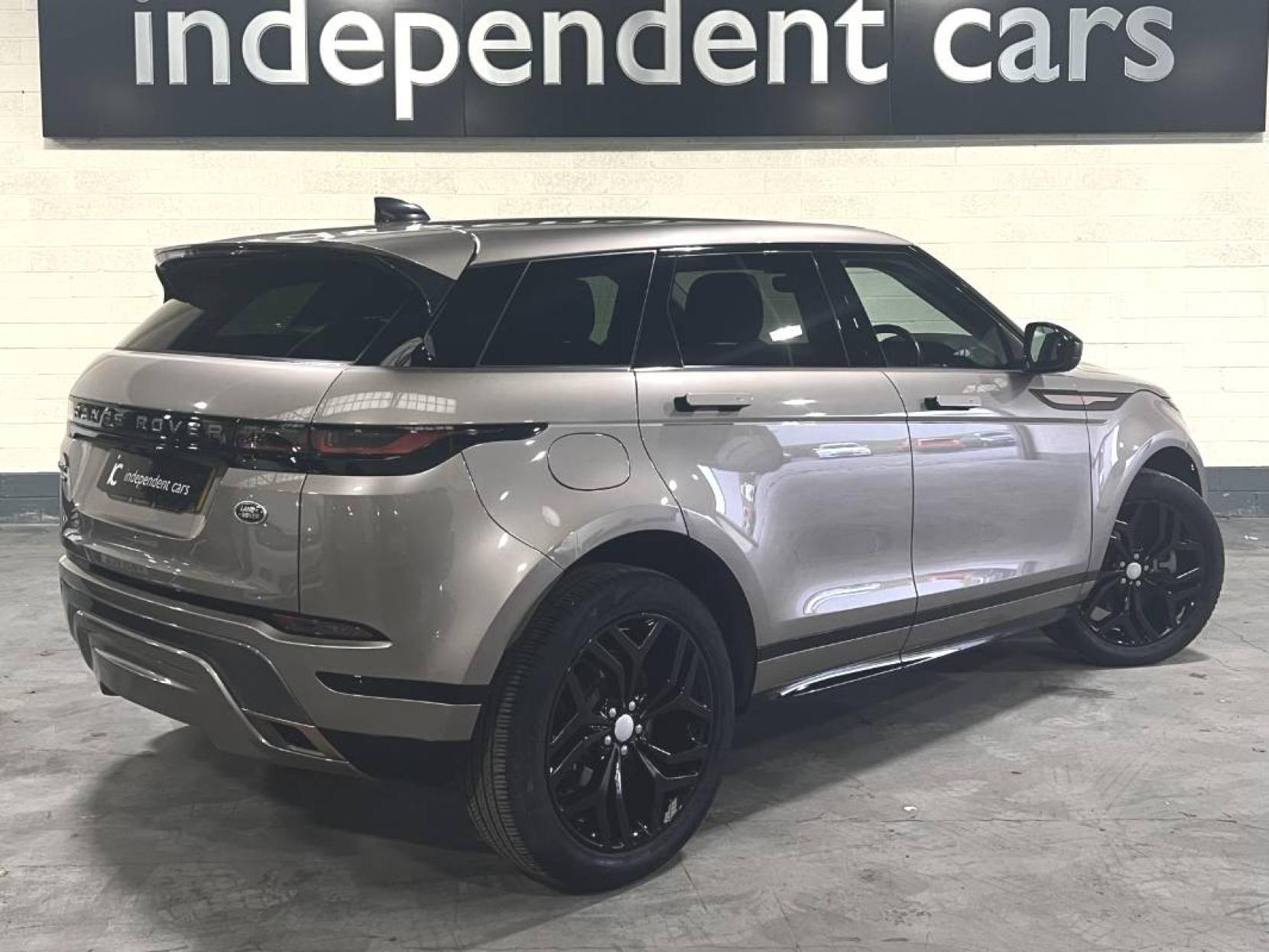 Land Rover Range Rover Evoque 1.5 P300e 12.2kWh R-Dynamic SE SUV 5dr Petrol Plug-in Hybrid Auto 4WD Euro 6 (s/s) (309 ps)