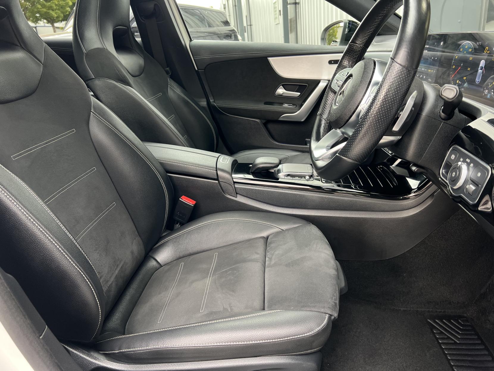 Mercedes-Benz A Class 2.0 A200d Exclusive Edition Hatchback 5dr Diesel 8G-DCT Euro 6 (s/s) (150 ps)