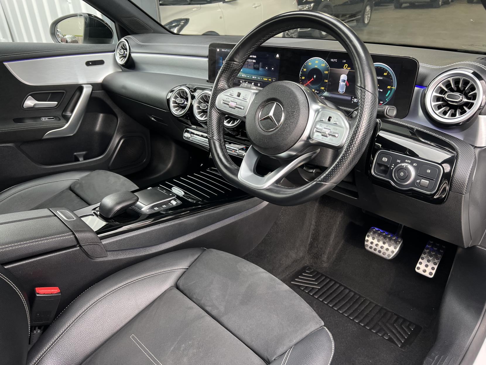 Mercedes-Benz A Class 2.0 A200d Exclusive Edition Hatchback 5dr Diesel 8G-DCT Euro 6 (s/s) (150 ps)