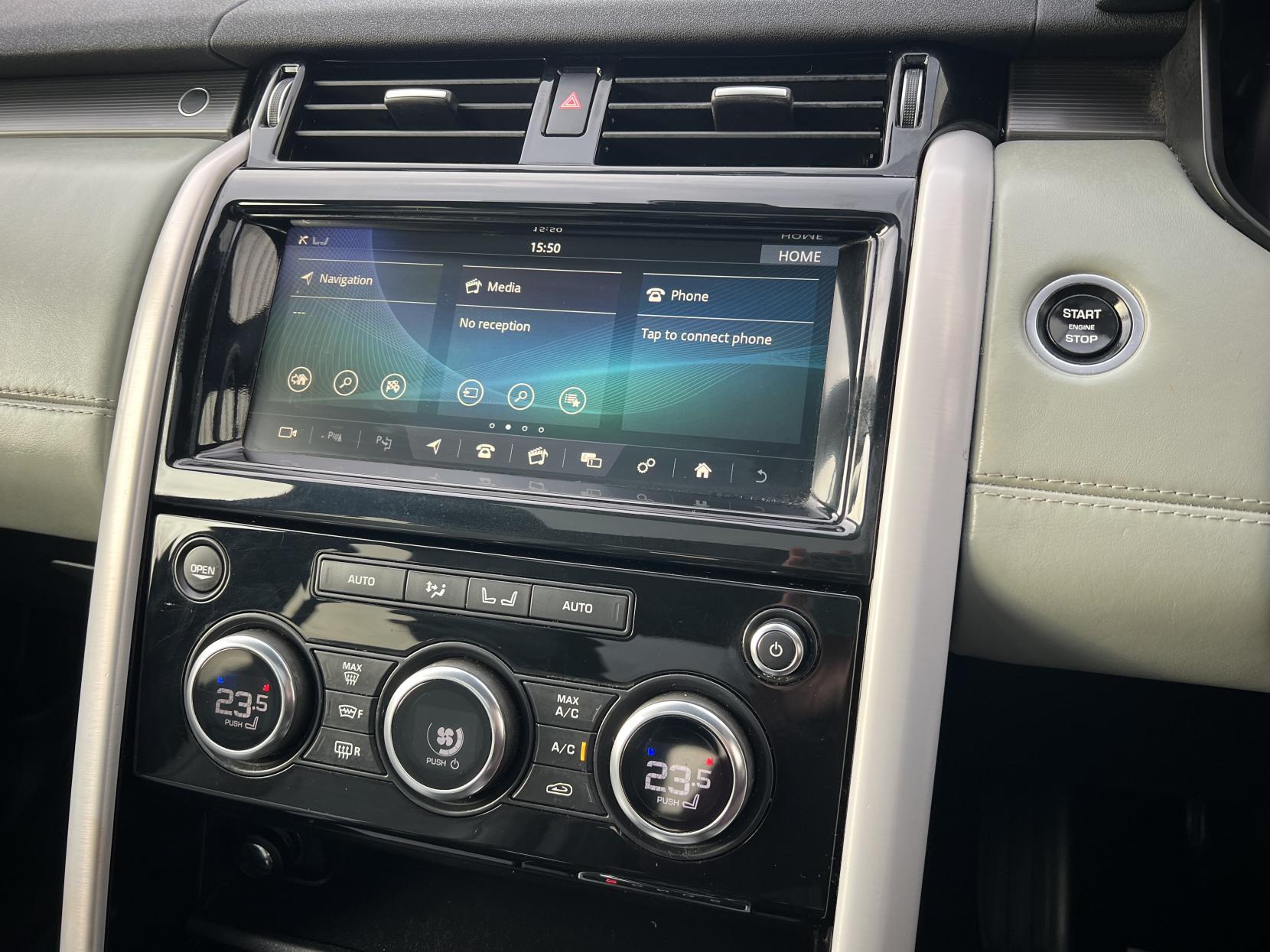 Land Rover Discovery 3.0 SD V6 HSE Luxury SUV 5dr Diesel Auto 4WD Euro 6 (s/s) (306 ps)