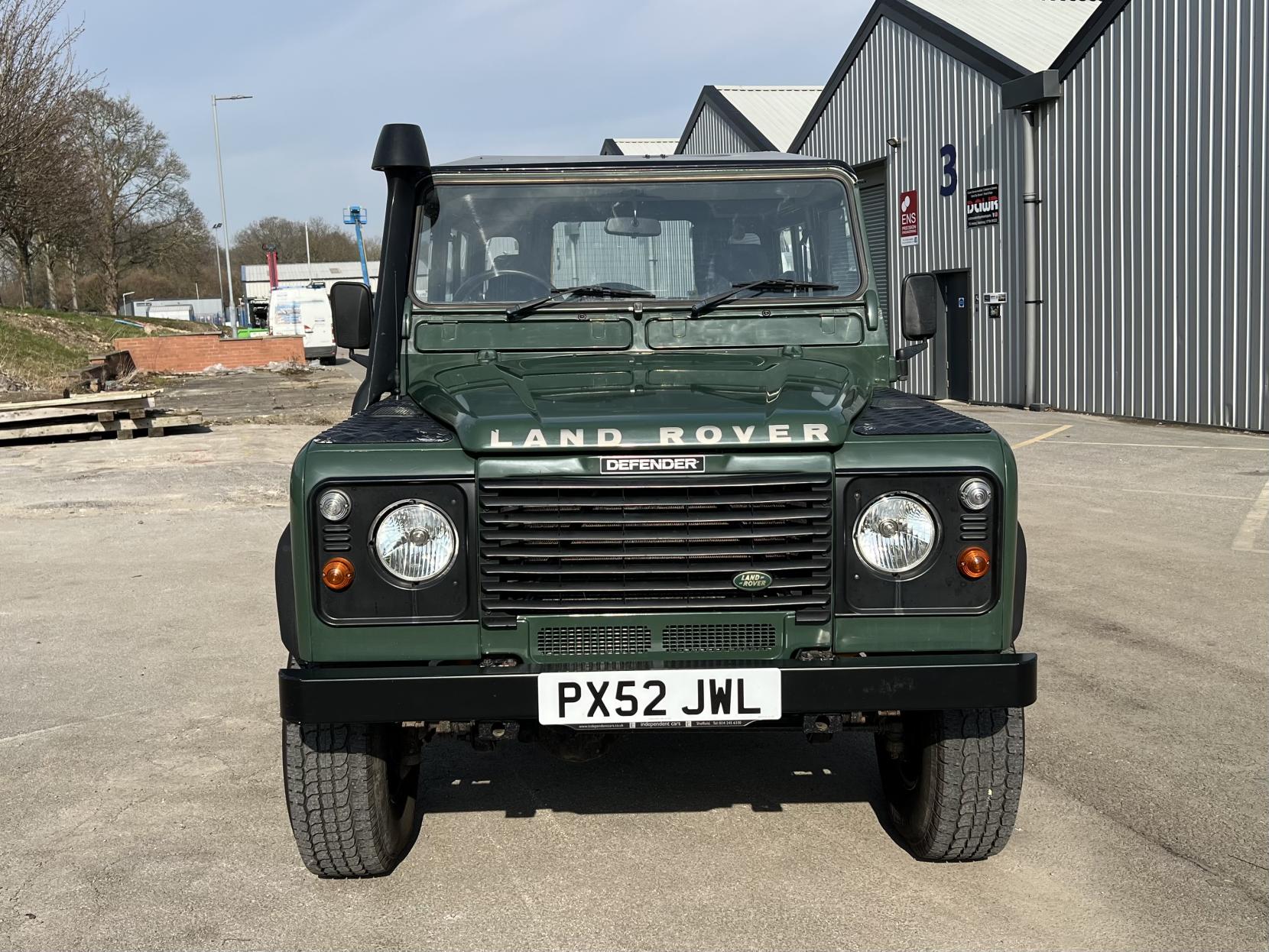 Land Rover Defender 90 2.5 TD5 Hard Top SUV Diesel Manual SWB (120 bhp)