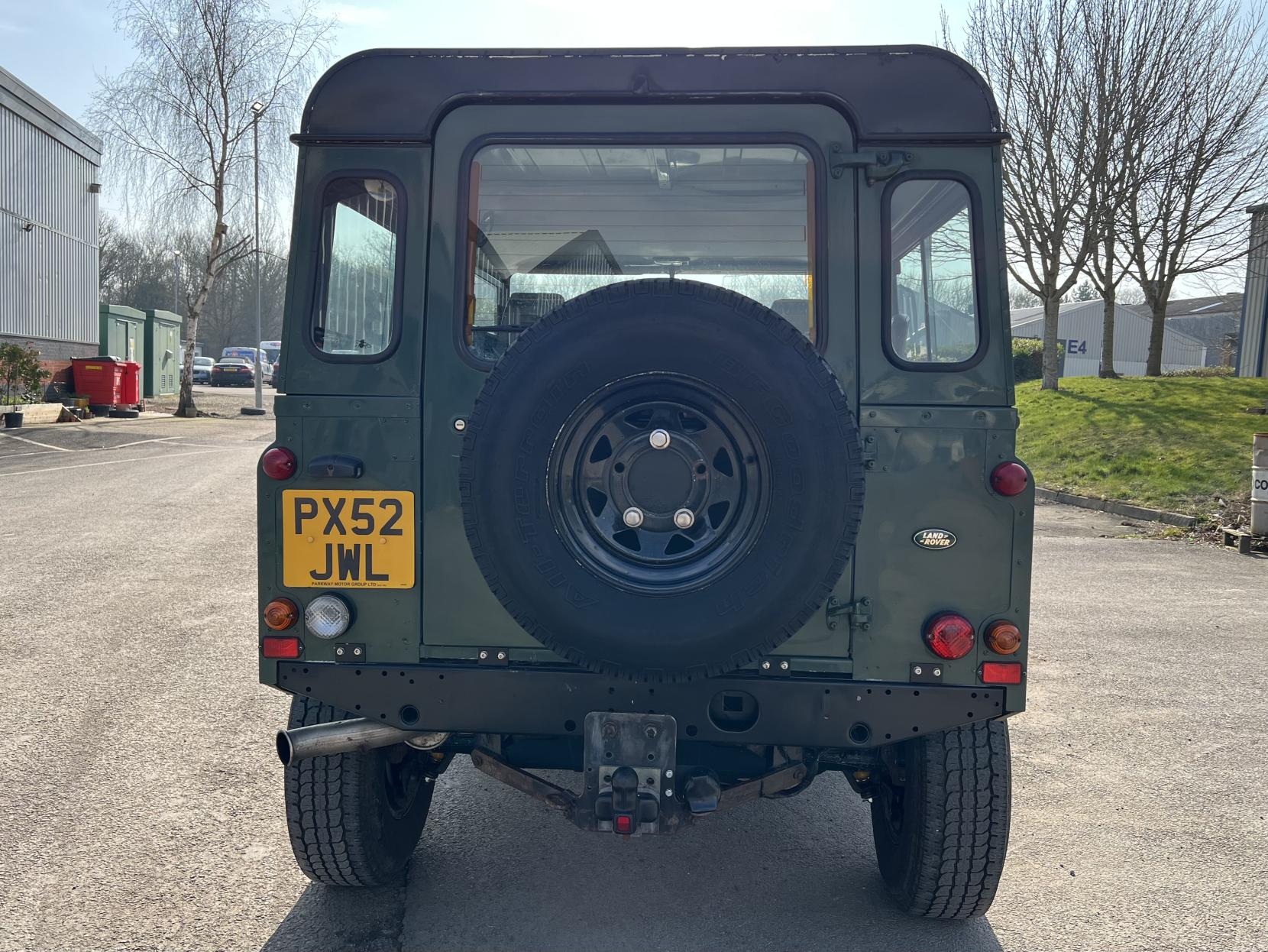 Land Rover Defender 90 2.5 TD5 Hard Top SUV Diesel Manual SWB (120 bhp)