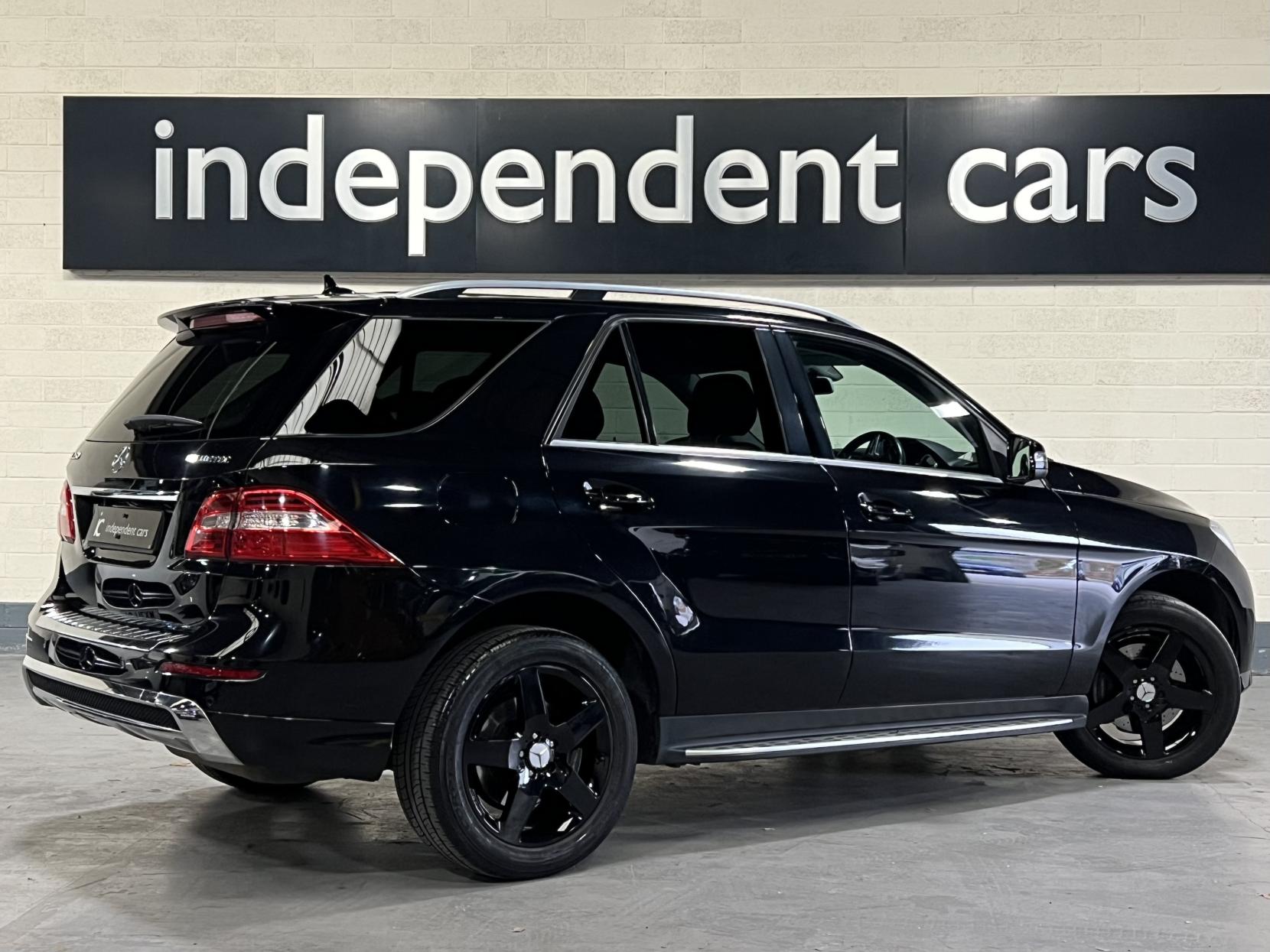 Mercedes-Benz M Class 3.0 ML350 V6 BlueTEC AMG Sport SUV 5dr Diesel G-Tronic 4WD Euro 6 (s/s) (258 ps)