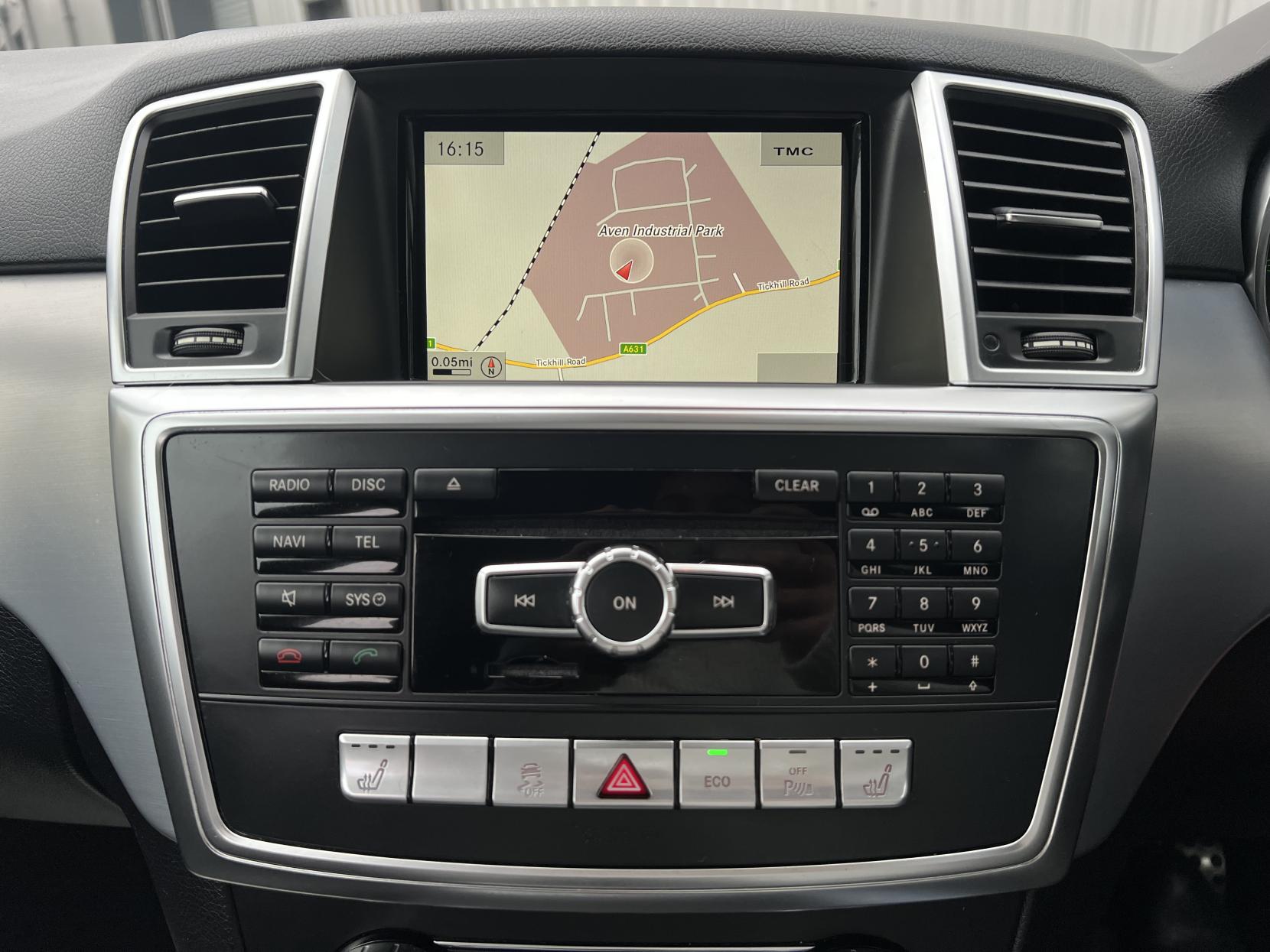 Mercedes-Benz M Class 3.0 ML350 V6 BlueTEC AMG Sport SUV 5dr Diesel G-Tronic 4WD Euro 6 (s/s) (258 ps)