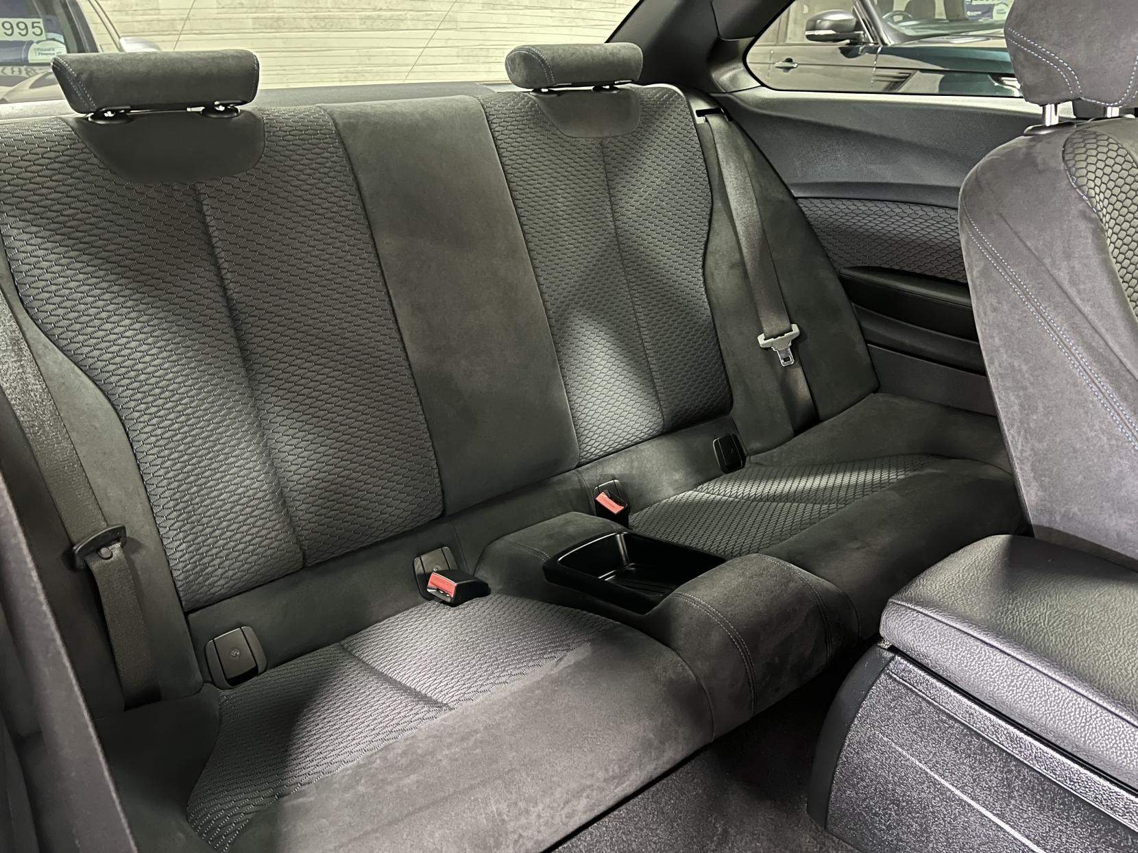 BMW 2 Series 2.0 230i M Sport Coupe 2dr Petrol Auto Euro 6 (s/s) (252 ps)