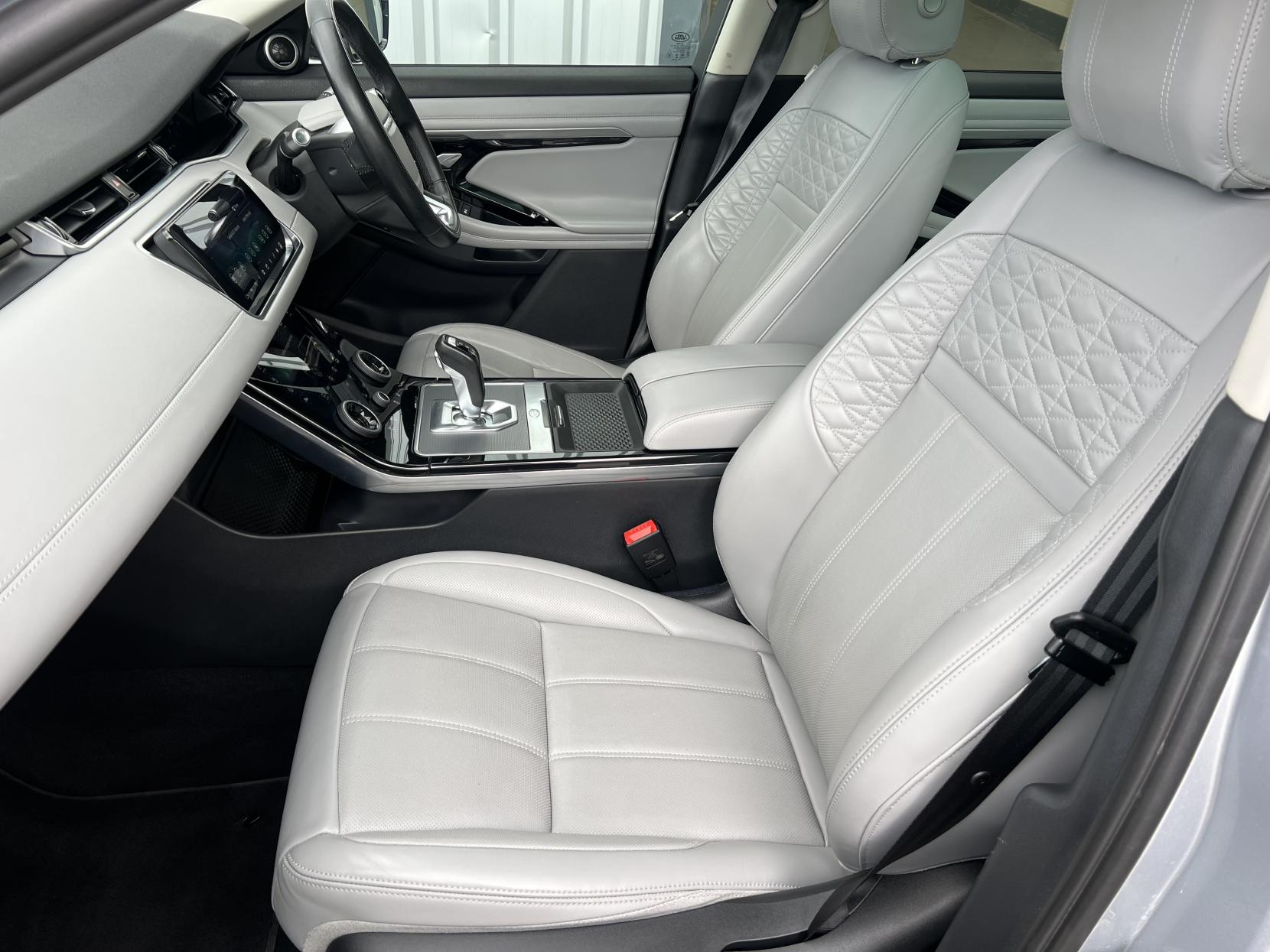 Land Rover Range Rover Evoque 2.0 P200 MHEV HSE SUV 5dr Petrol Auto 4WD Euro 6 (s/s) (200 ps)