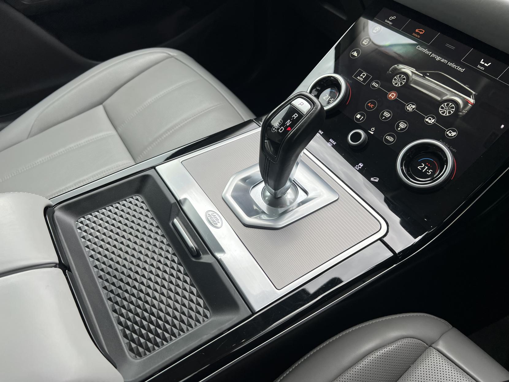 Land Rover Range Rover Evoque 2.0 P200 MHEV HSE SUV 5dr Petrol Auto 4WD Euro 6 (s/s) (200 ps)