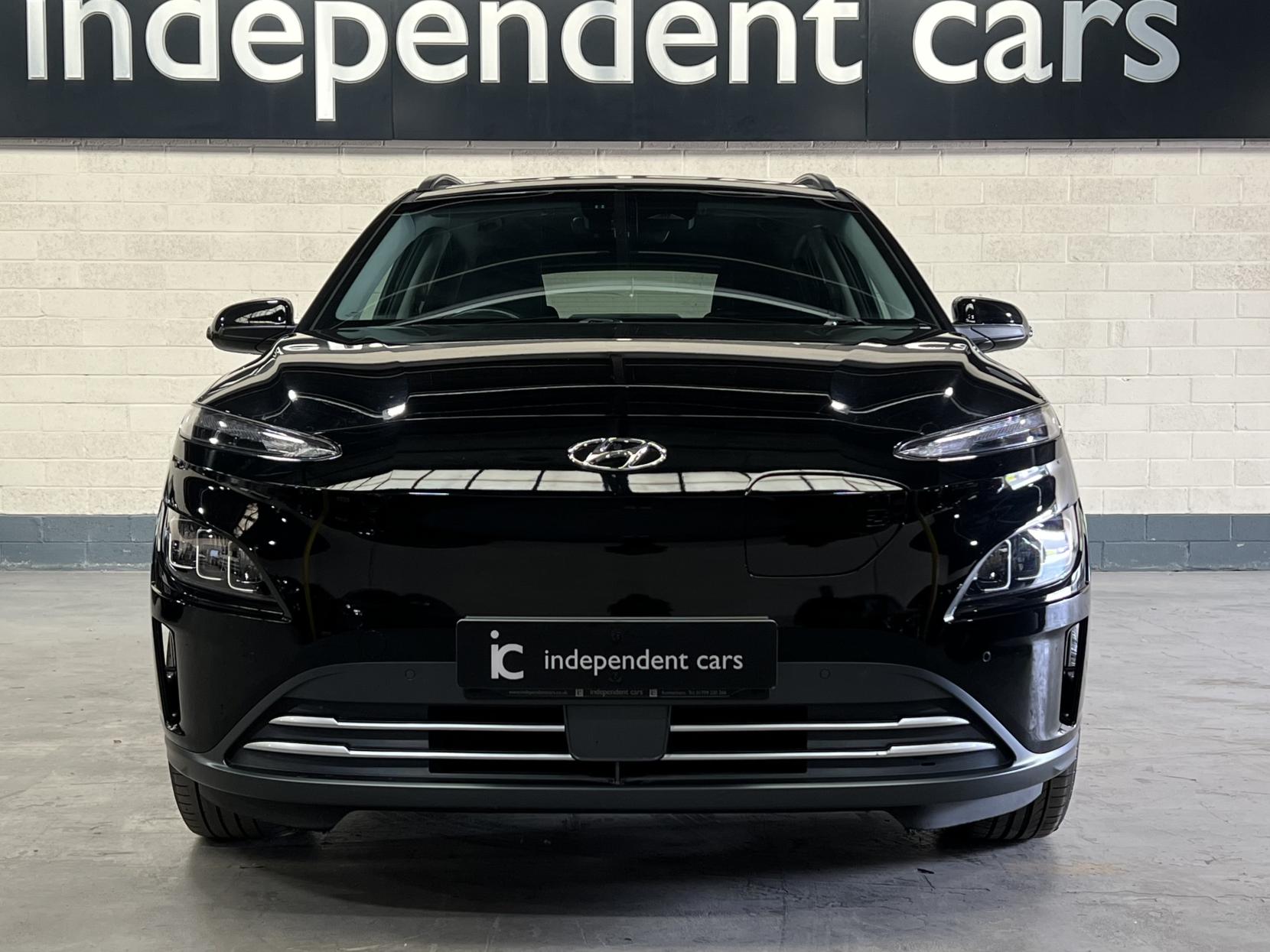 Hyundai KONA 64kWh Premium SUV 5dr Electric Auto (10.5kW Charger) (204 ps)
