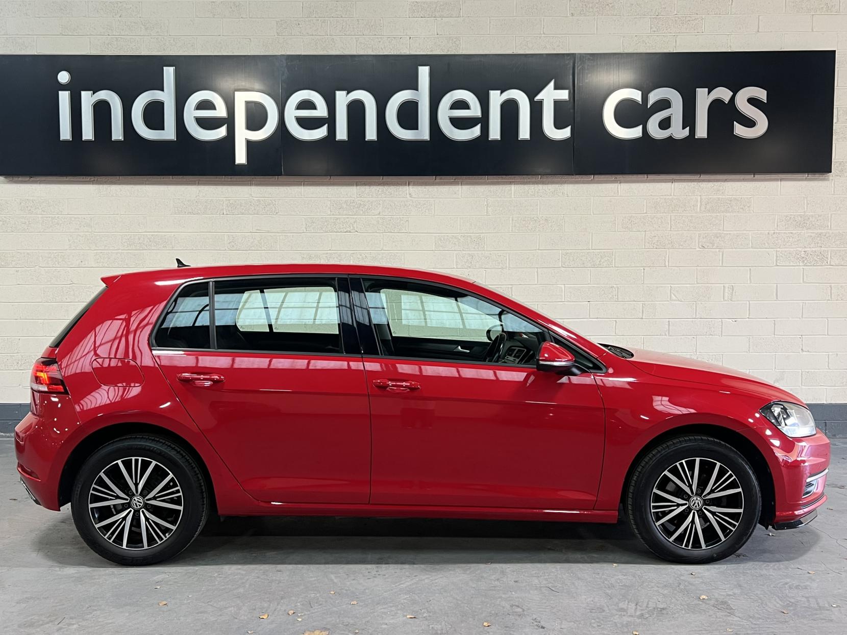 Volkswagen Golf 1.0 TSI SE Nav Hatchback 5dr Petrol DSG Euro 6 (s/s) (115 ps)