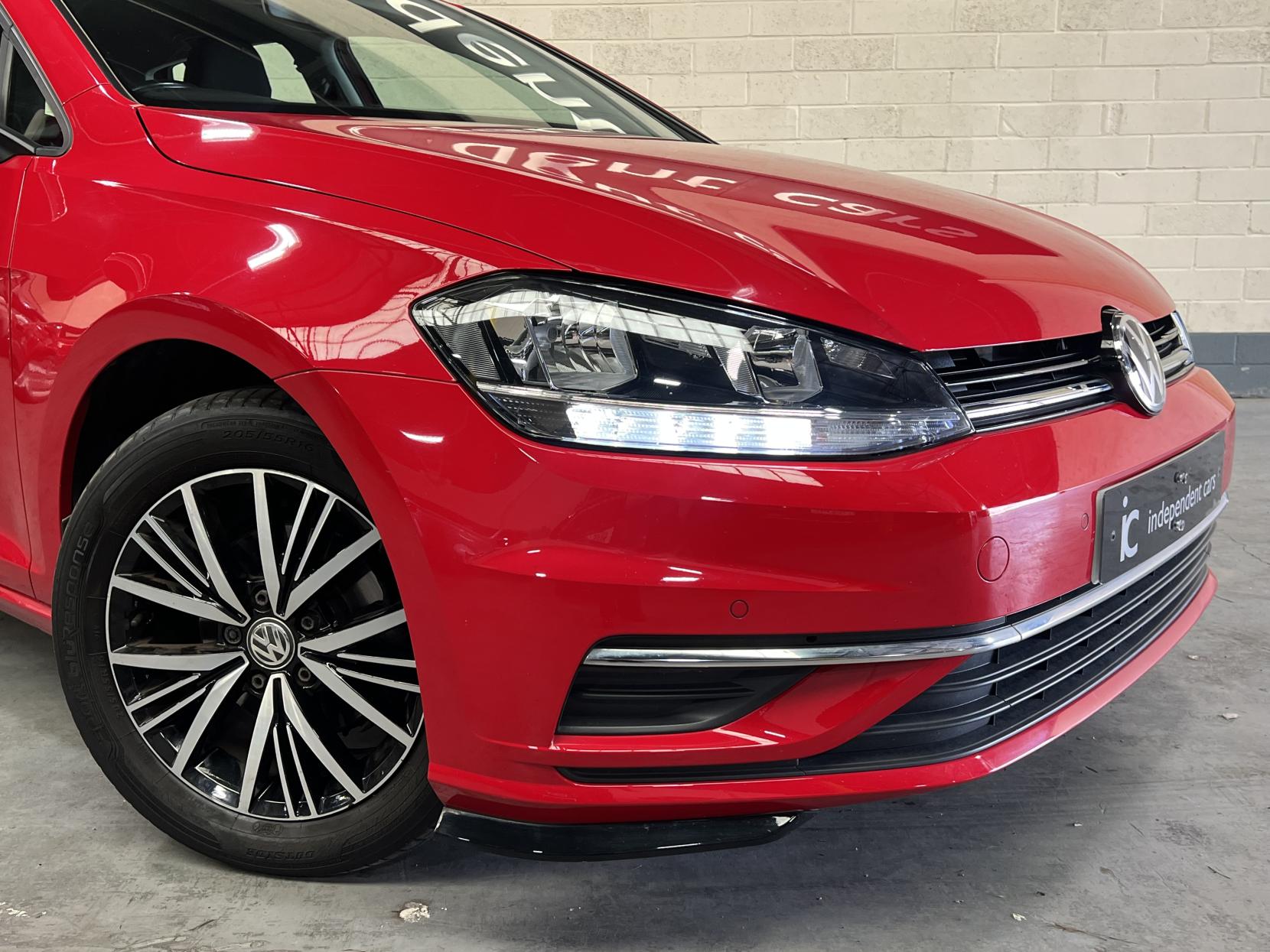Volkswagen Golf 1.0 TSI SE Nav Hatchback 5dr Petrol DSG Euro 6 (s/s) (115 ps)