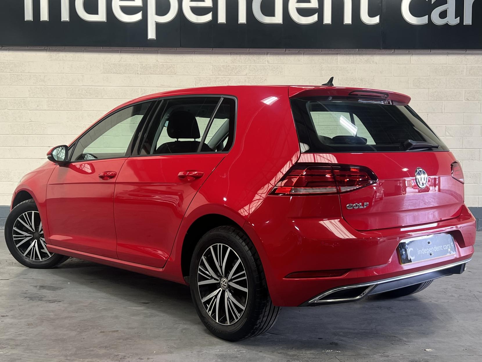 Volkswagen Golf 1.0 TSI SE Nav Hatchback 5dr Petrol DSG Euro 6 (s/s) (115 ps)