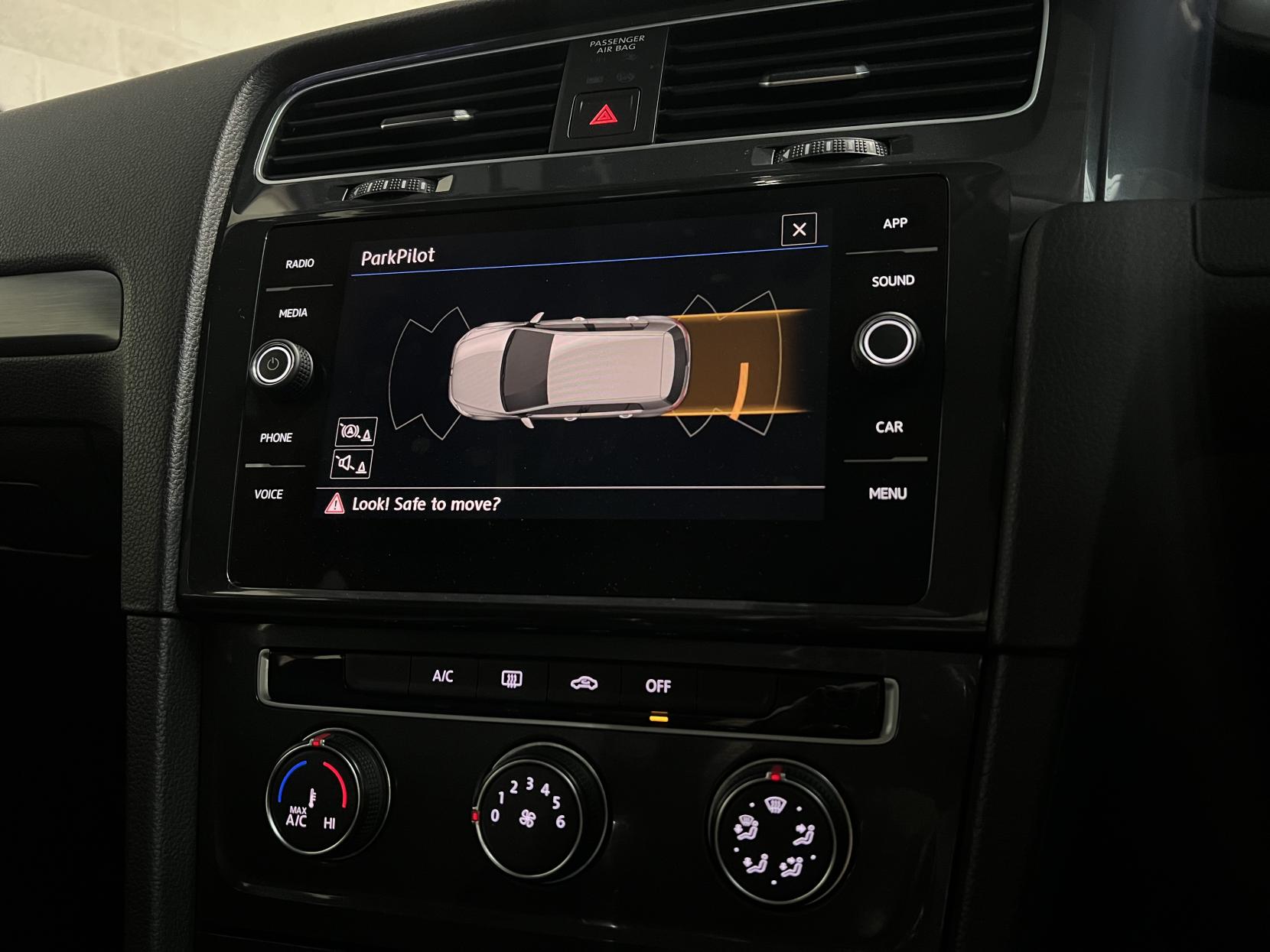 Volkswagen Golf 1.0 TSI SE Nav Hatchback 5dr Petrol DSG Euro 6 (s/s) (115 ps)