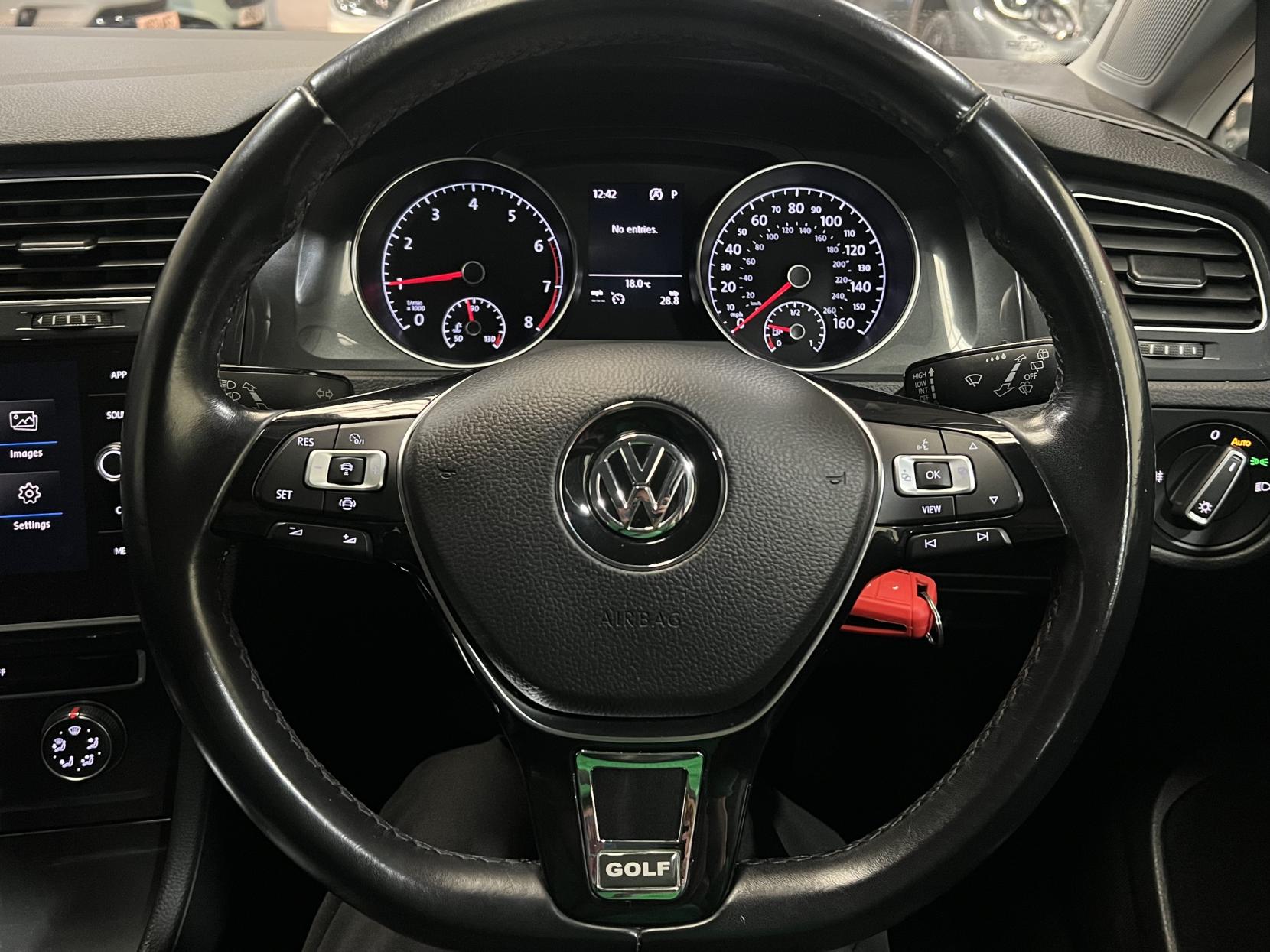 Volkswagen Golf 1.0 TSI SE Nav Hatchback 5dr Petrol DSG Euro 6 (s/s) (115 ps)