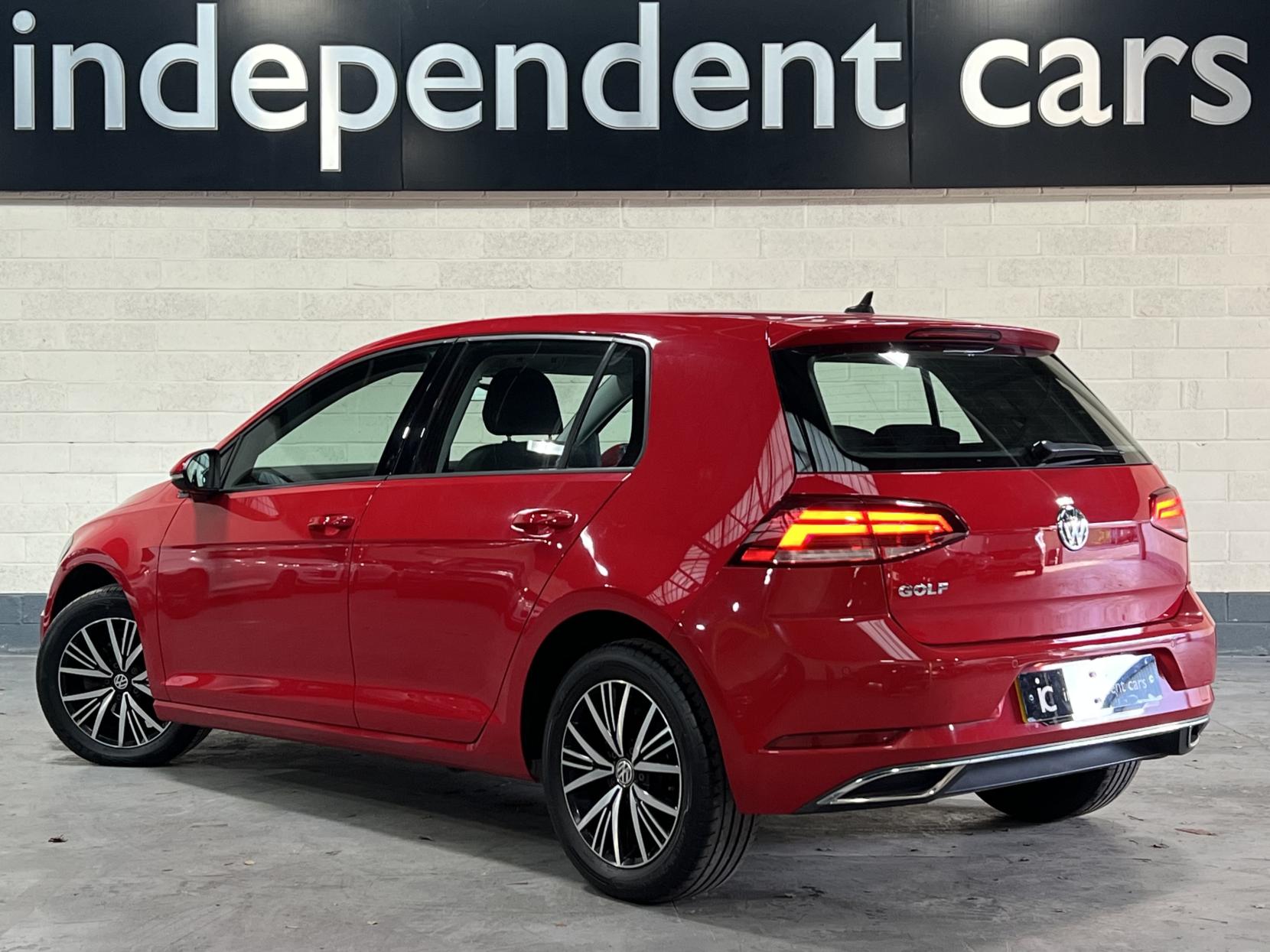 Volkswagen Golf 1.0 TSI SE Nav Hatchback 5dr Petrol DSG Euro 6 (s/s) (115 ps)