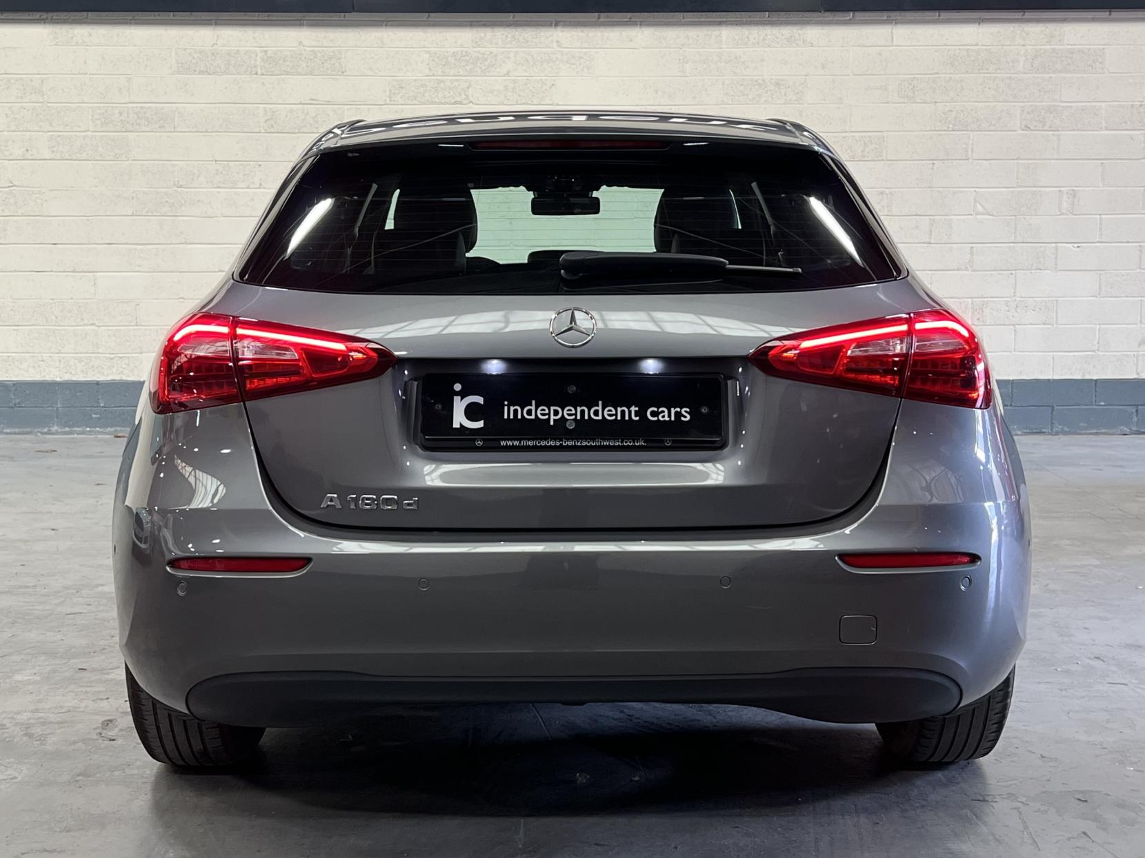 Mercedes-Benz A Class 1.5 A180d SE (Executive) Hatchback 5dr Diesel 7G-DCT Euro 6 (s/s) (116 ps)