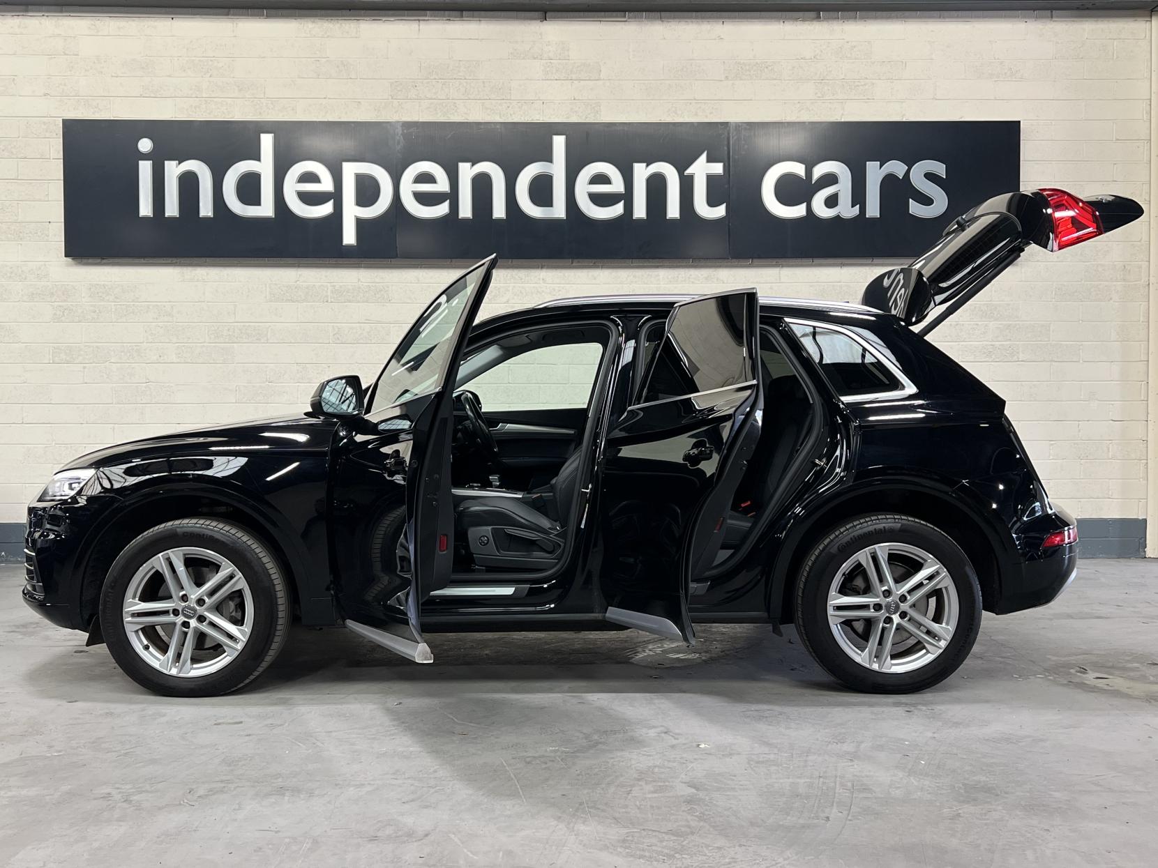 Audi Q5 2.0 TDI Sport SUV 5dr Diesel S Tronic quattro Euro 6 (s/s) (190 ps)