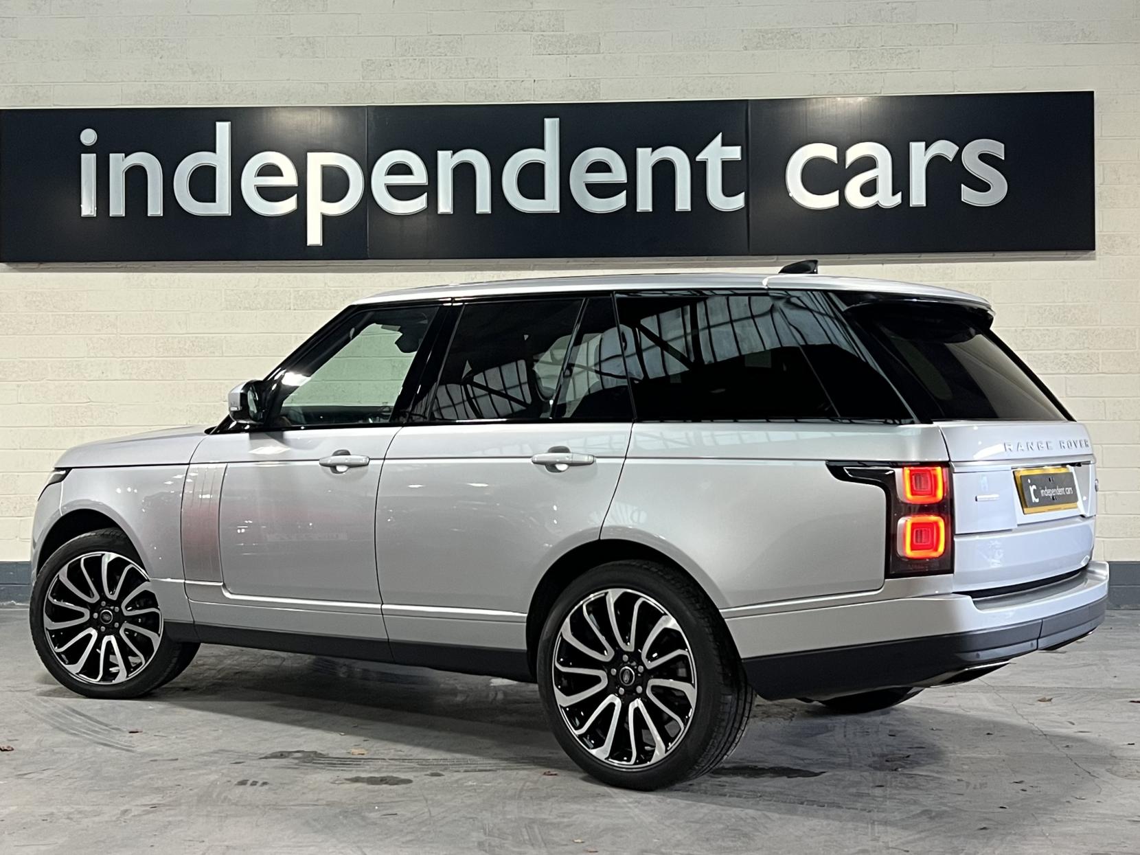 Land Rover Range Rover 4.4 SD V8 Autobiography SUV 5dr Diesel Auto 4WD Euro 6 (s/s) (339 ps)