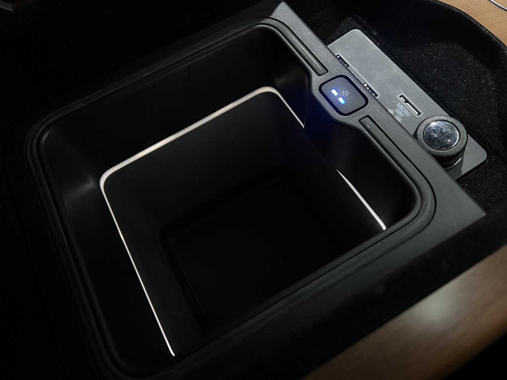 Land Rover Range Rover 4.4 SD V8 Autobiography SUV 5dr Diesel Auto 4WD Euro 6 (s/s) (339 ps)