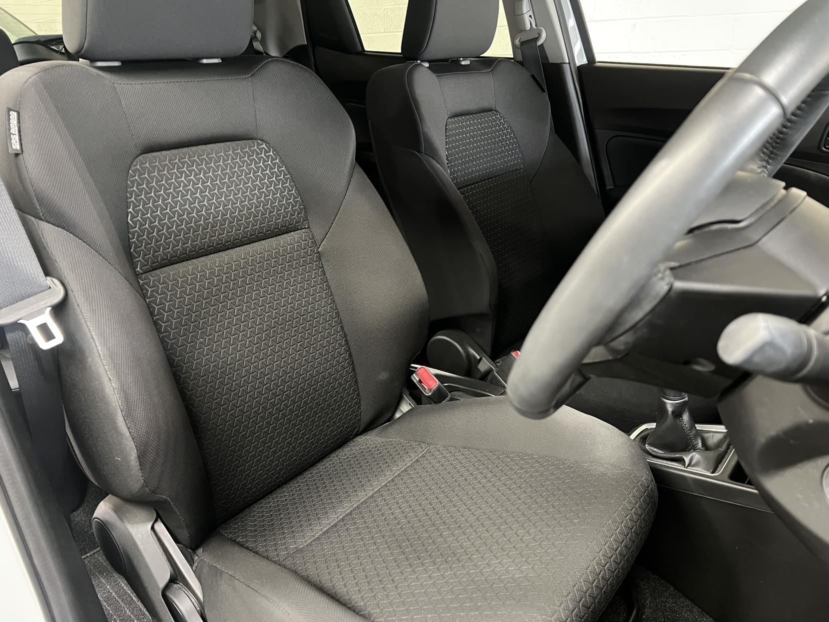 Suzuki Swift 1.2 Dualjet MHEV SZ-L Hatchback 5dr Petrol Hybrid Manual Euro 6 (s/s) (83 ps)
