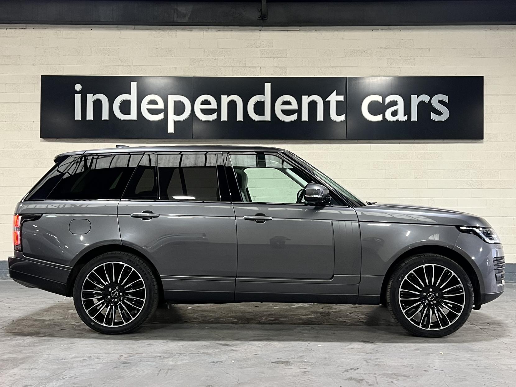 Land Rover Range Rover 3.0 SD V6 Vogue SUV 5dr Diesel Auto 4WD Euro 6 (s/s) (275 ps)