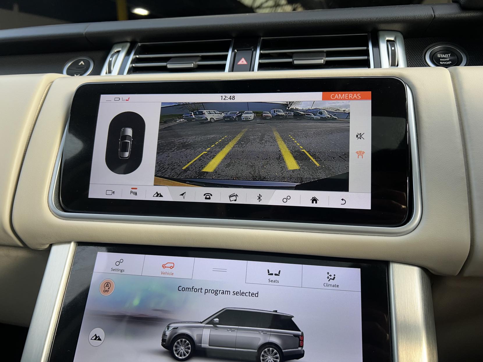 Land Rover Range Rover 3.0 SD V6 Vogue SUV 5dr Diesel Auto 4WD Euro 6 (s/s) (275 ps)