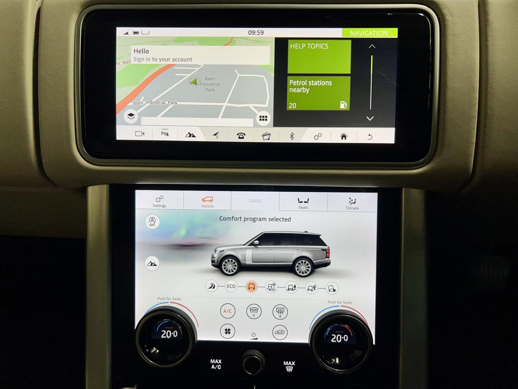 Land Rover Range Rover 3.0 SD V6 Vogue SUV 5dr Diesel Auto 4WD Euro 6 (s/s) (275 ps)