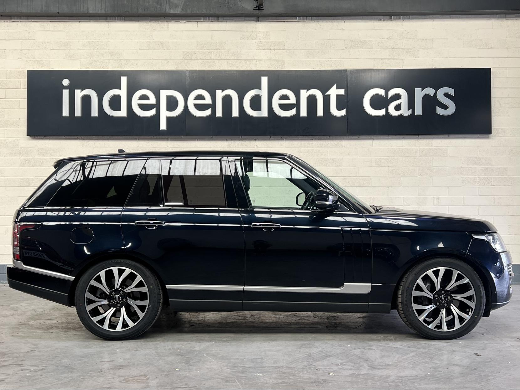 Land Rover Range Rover 4.4 SD V8 Autobiography SUV 5dr Diesel Auto 4WD Euro 6 (s/s) (339 ps)