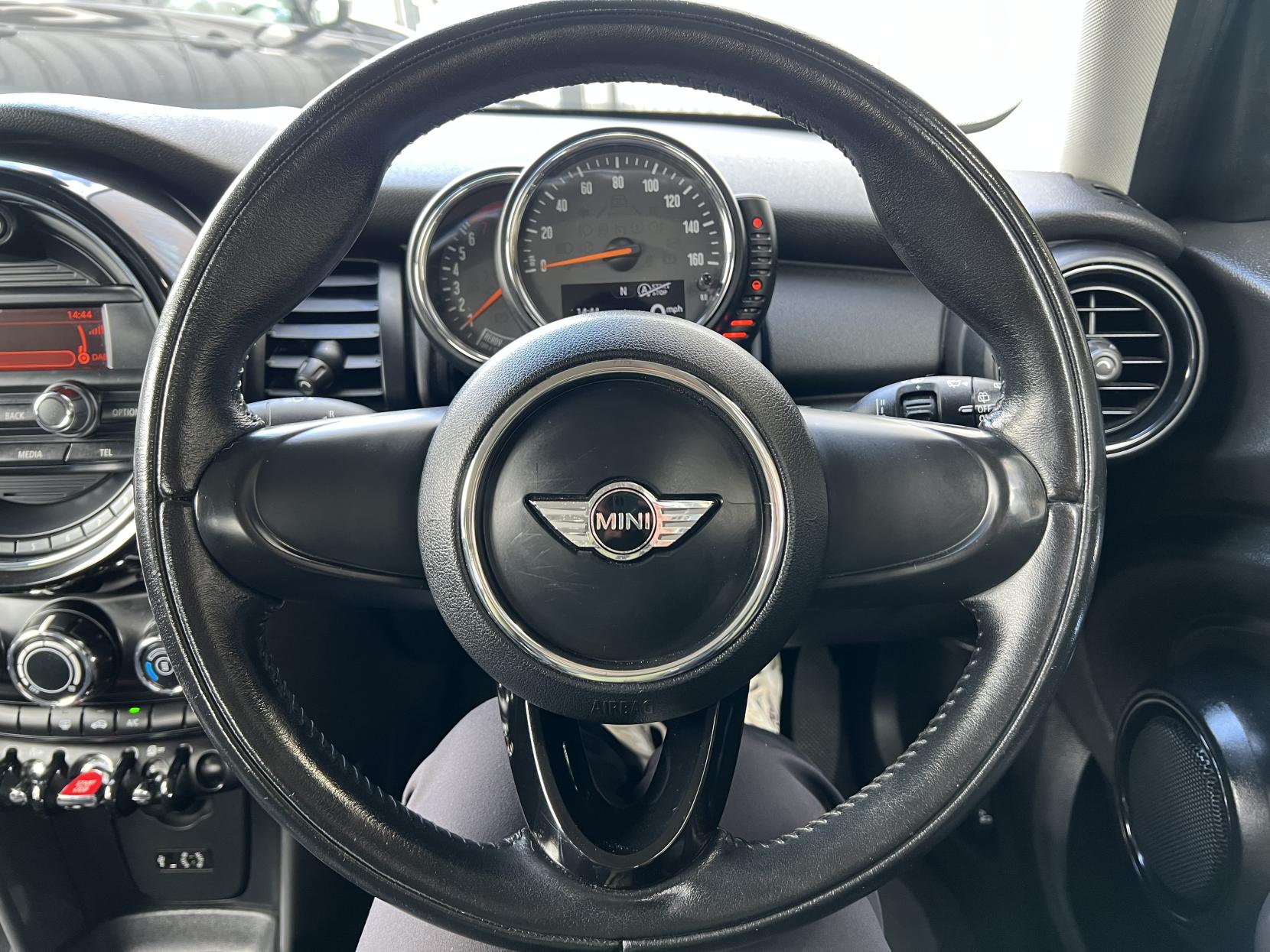MINI Hatch 1.2 One Hatchback 5dr Petrol Manual Euro 6 (s/s) (102 ps)
